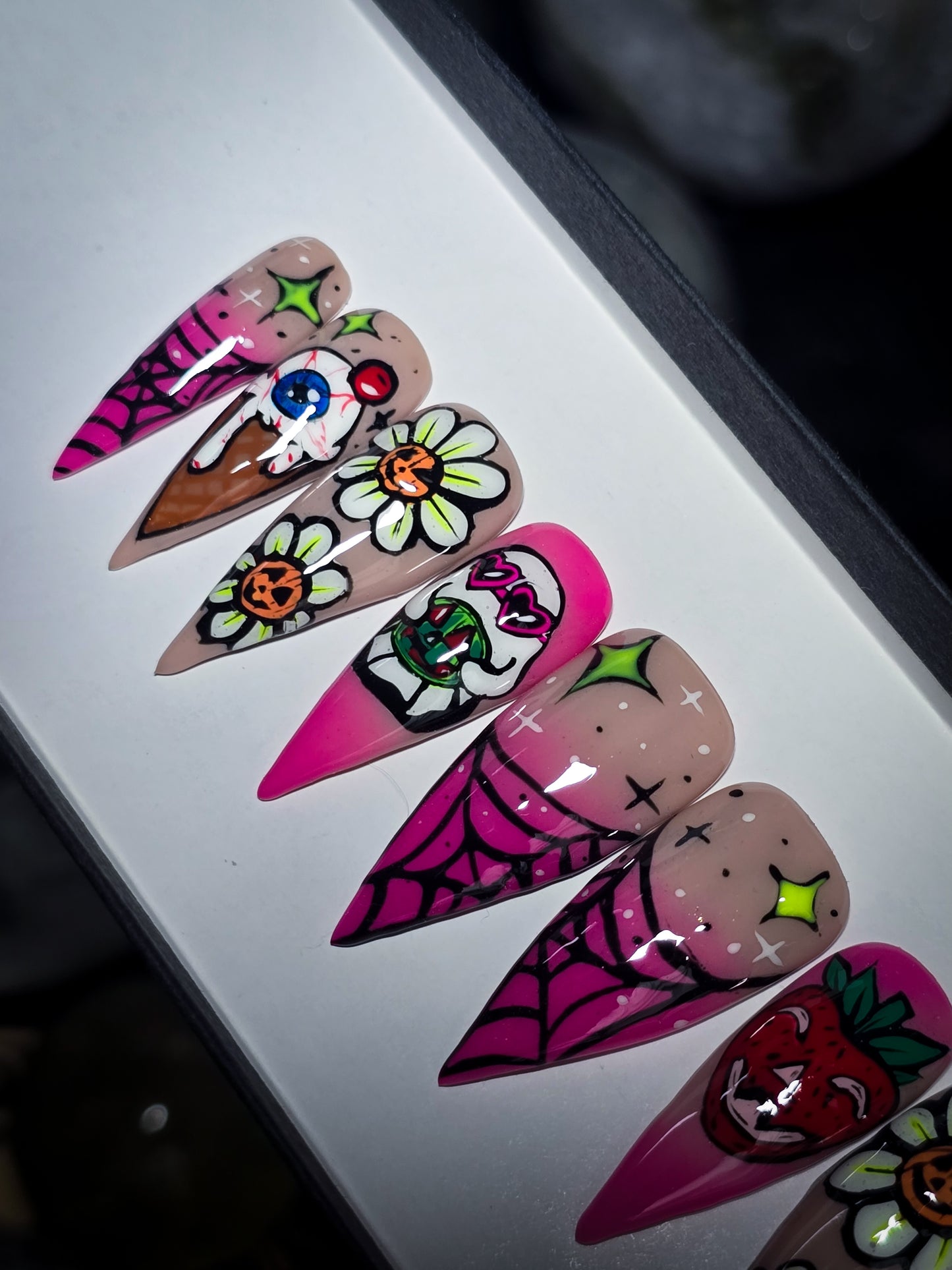 Sweet and Spooky Press on Nail Set