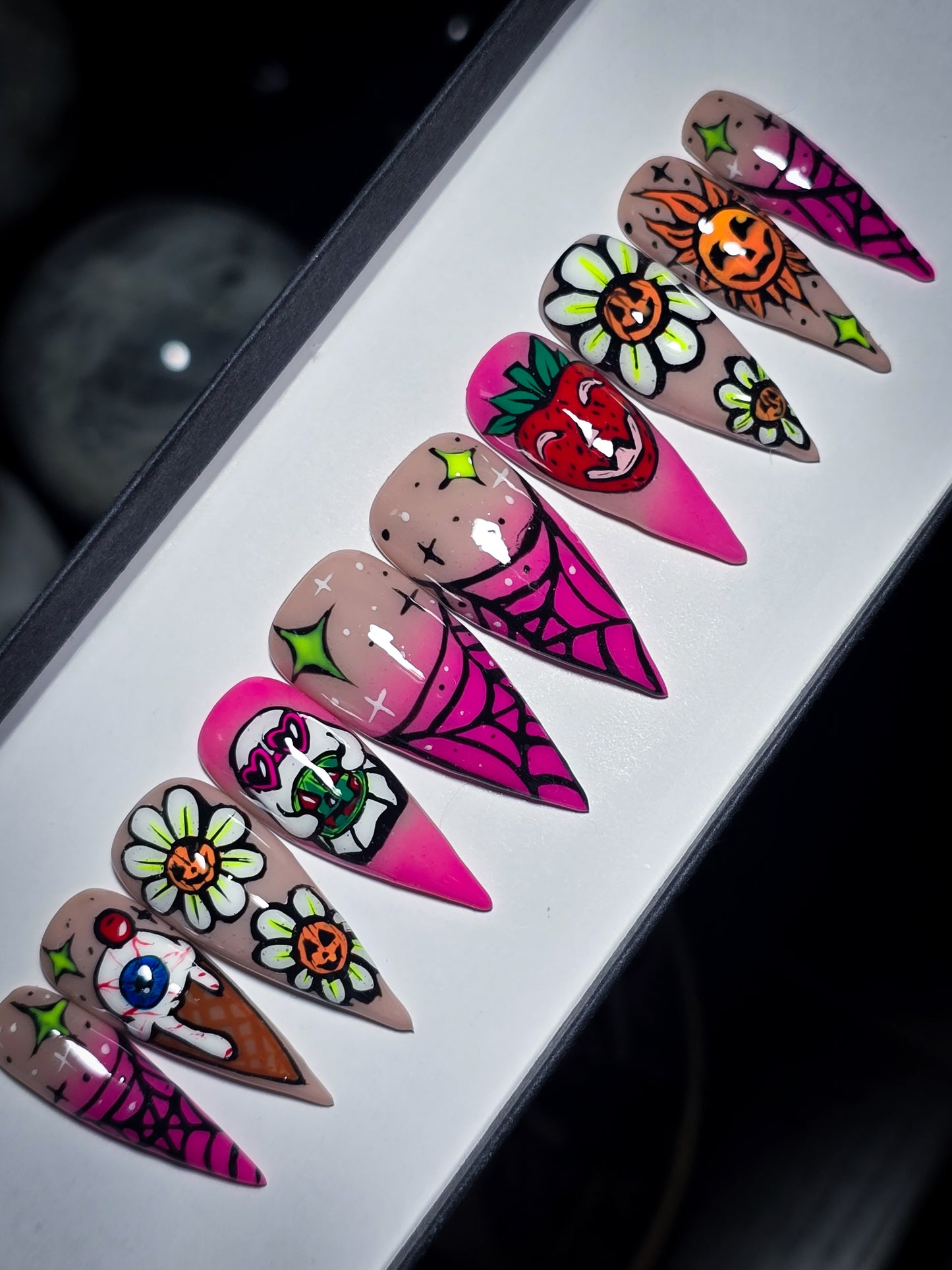 Sweet and Spooky Press on Nail Set