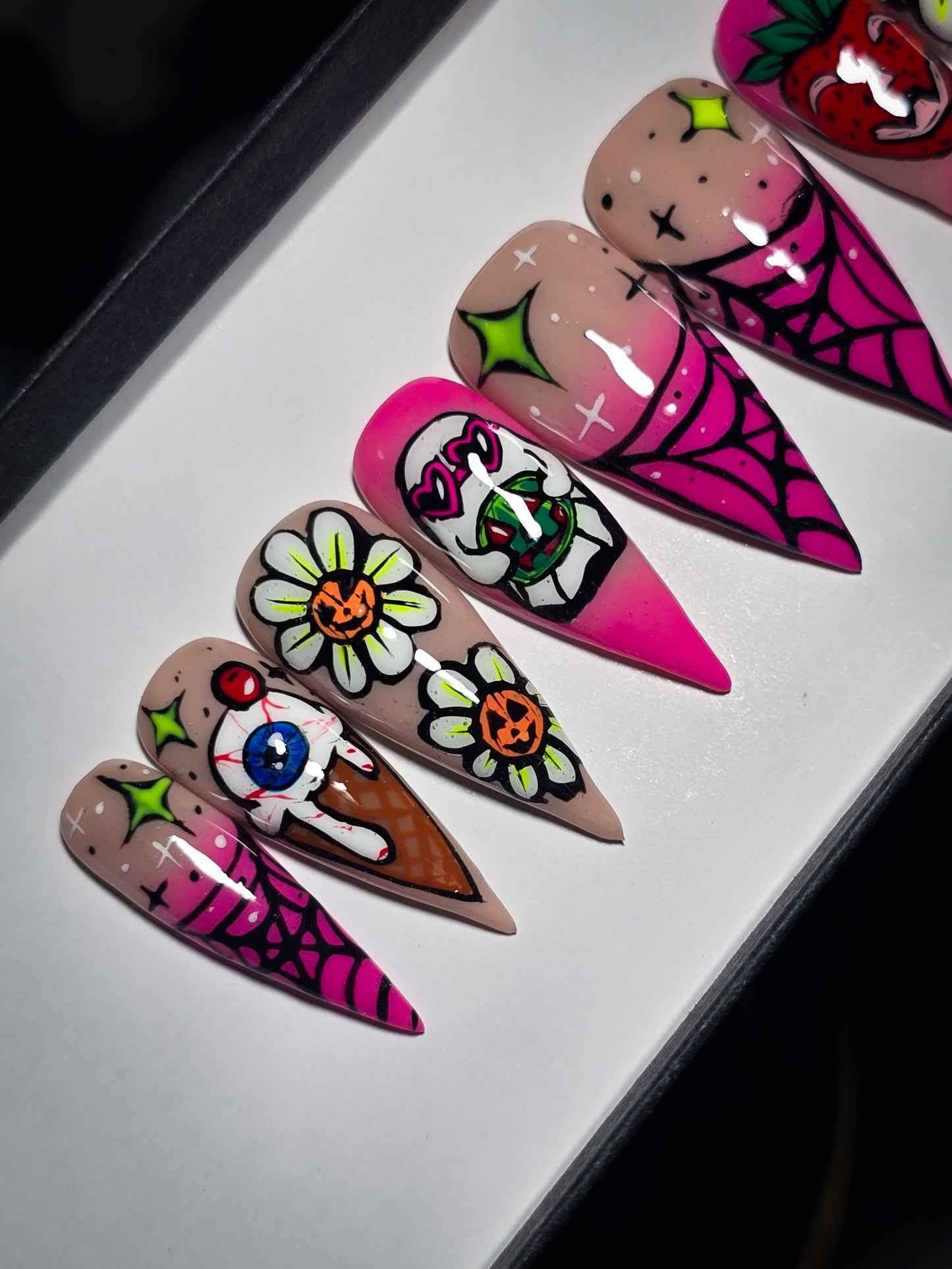 Sweet and Spooky Press on Nail Set