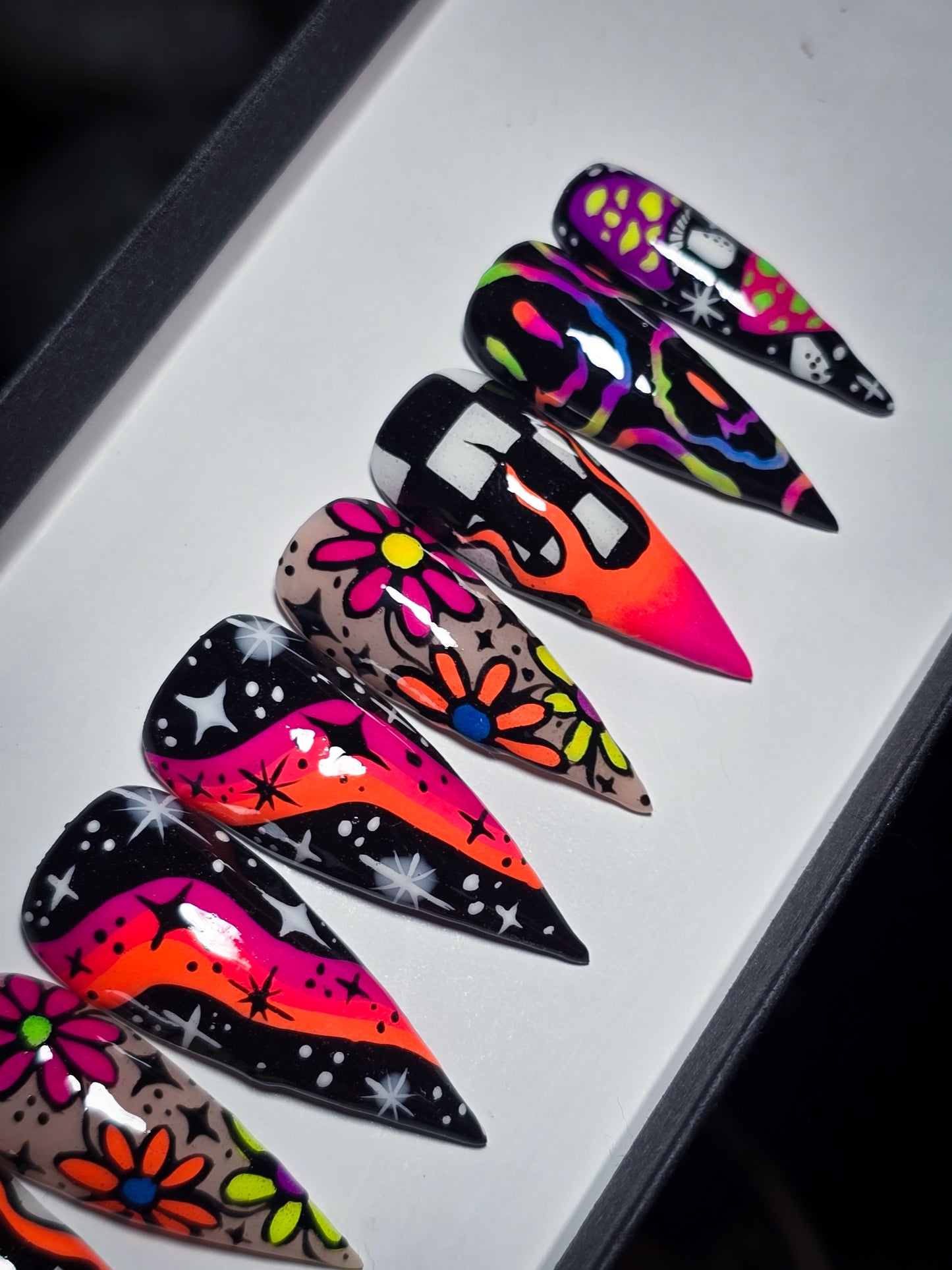 Cosmic Groove Press on Nail Set