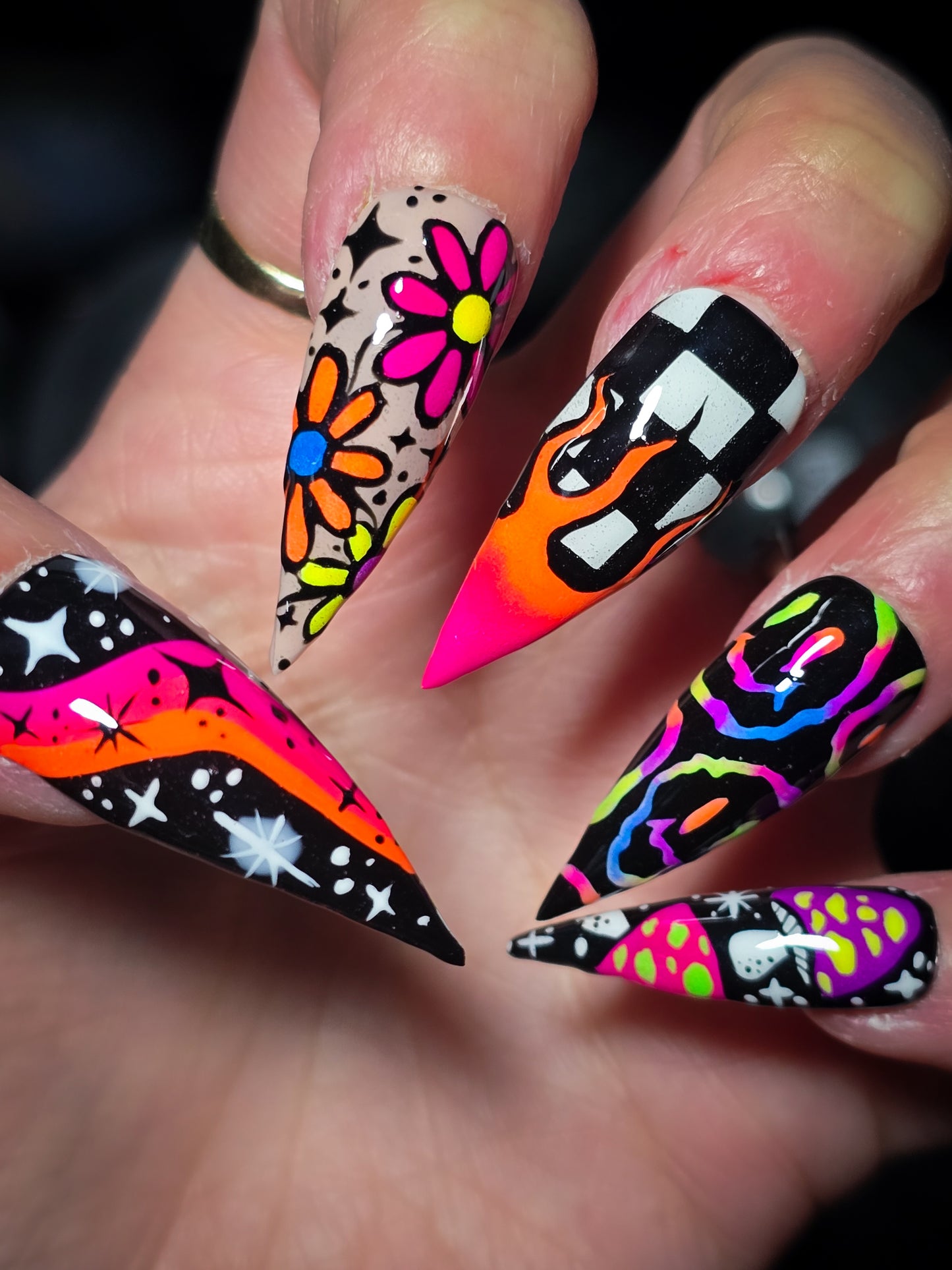 Cosmic Groove Press on Nail Set
