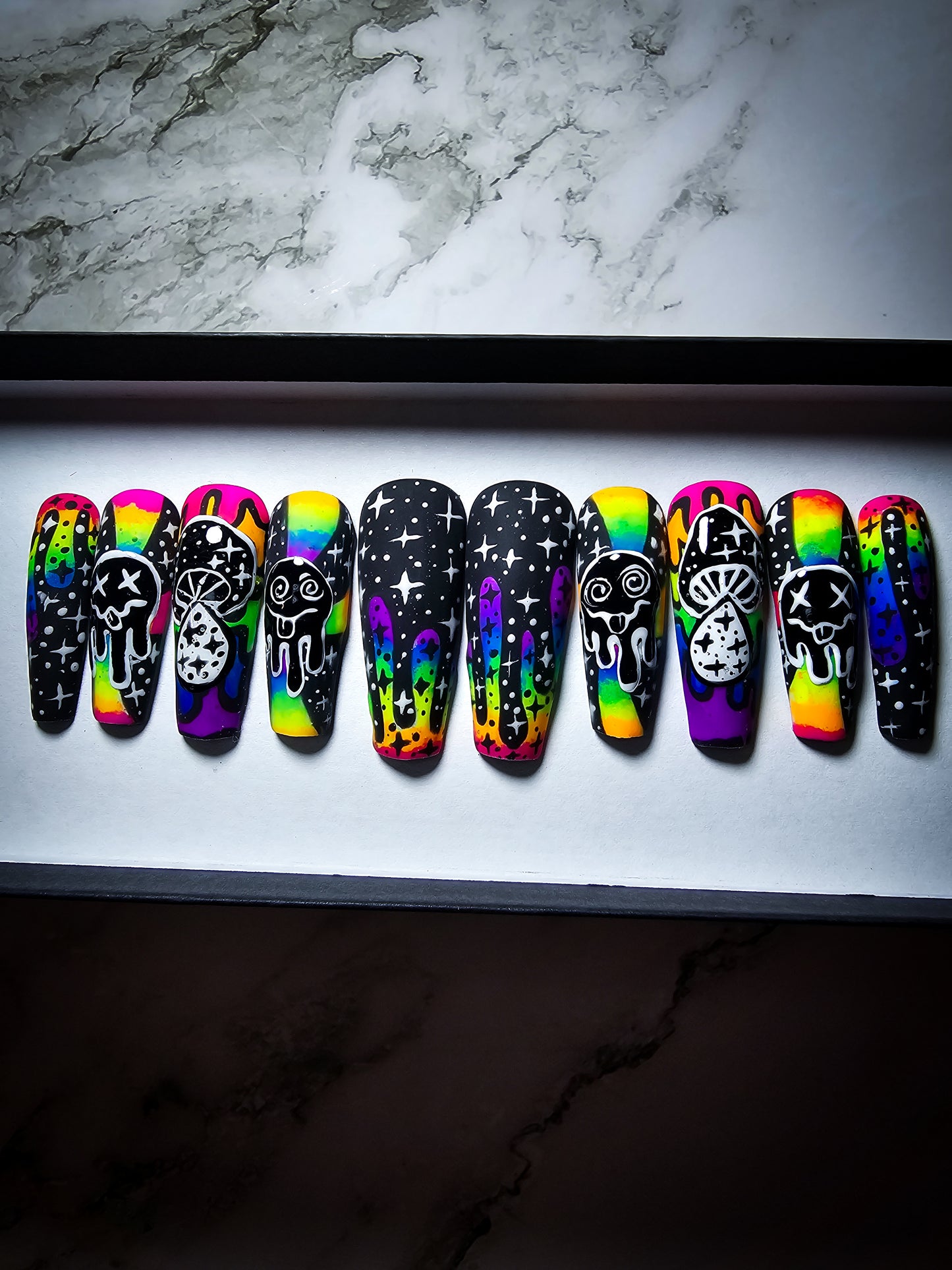 Dripp Tripp Press On nail Set