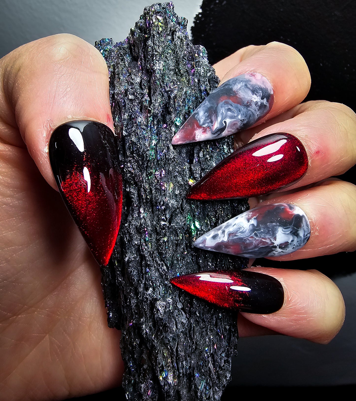 Mysterious Press on Nail Set