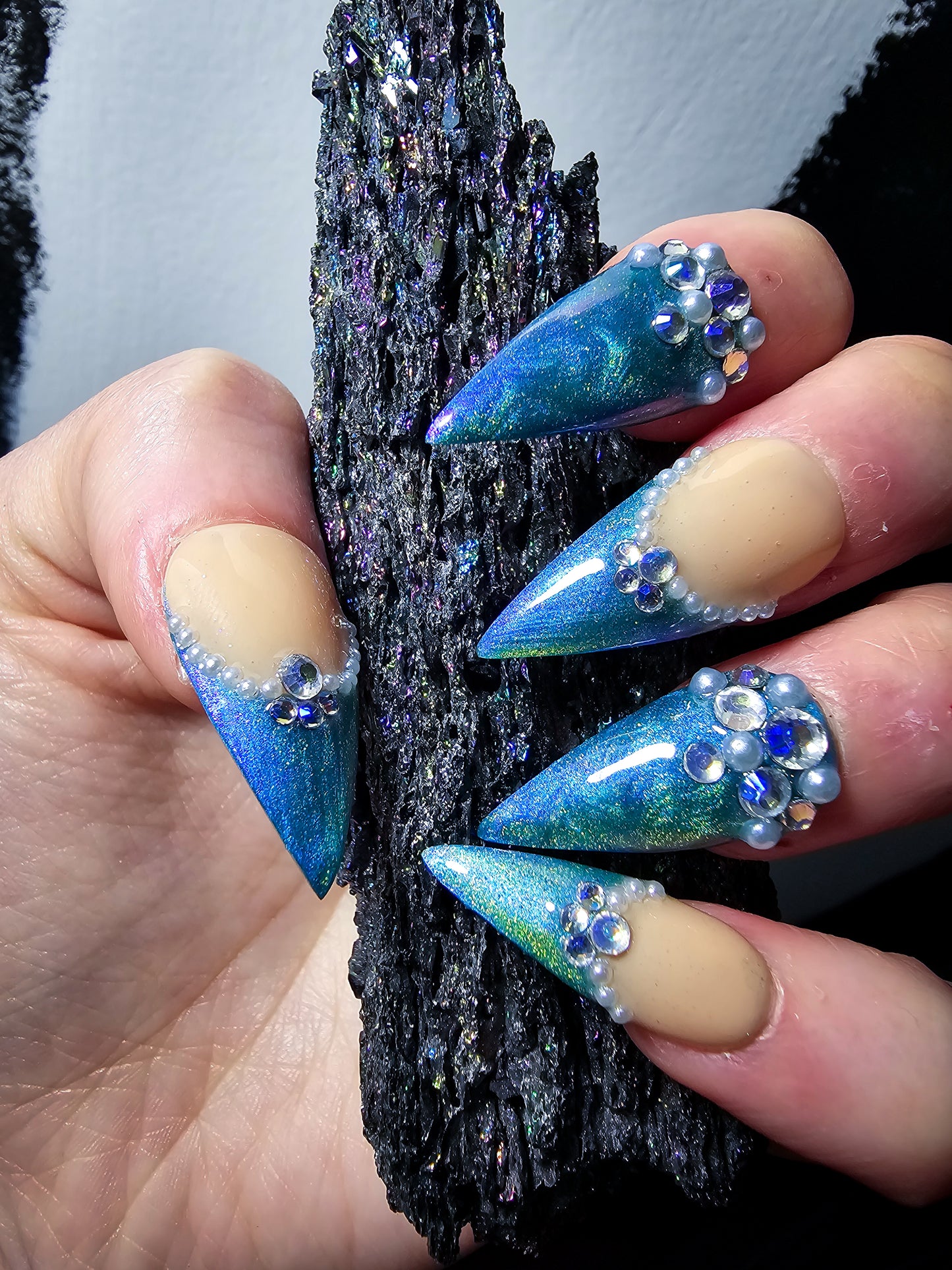 Mermaid Swirls Press on Nail Set