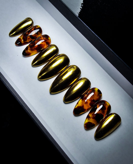 Tortoiseshell Press on Nail Set