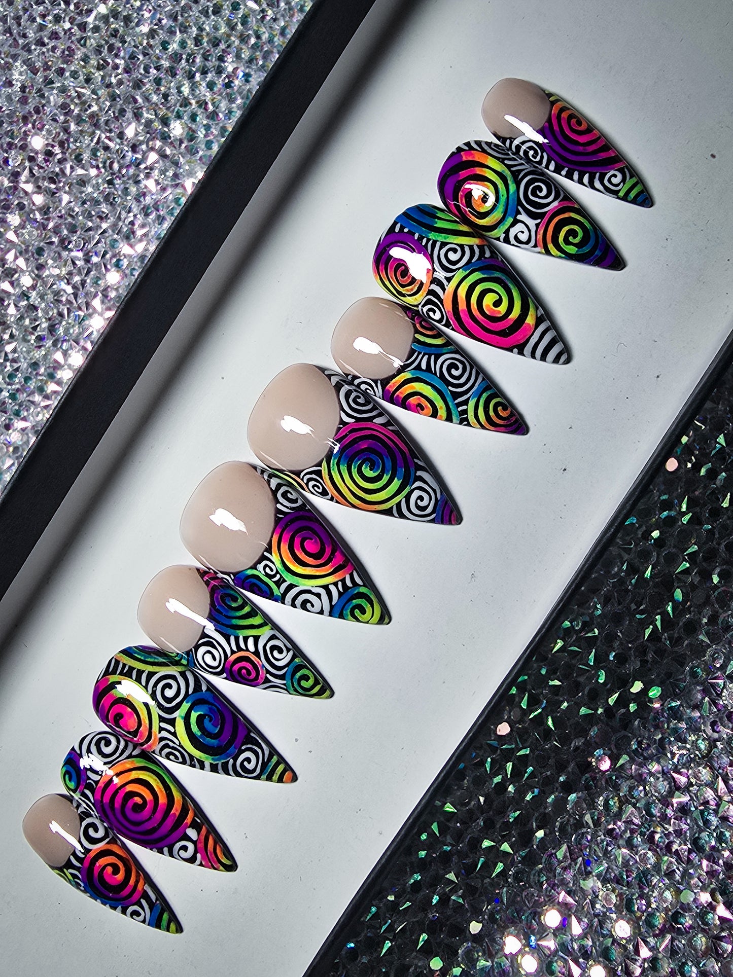 Psychedelic Dreams Press on Nail Set