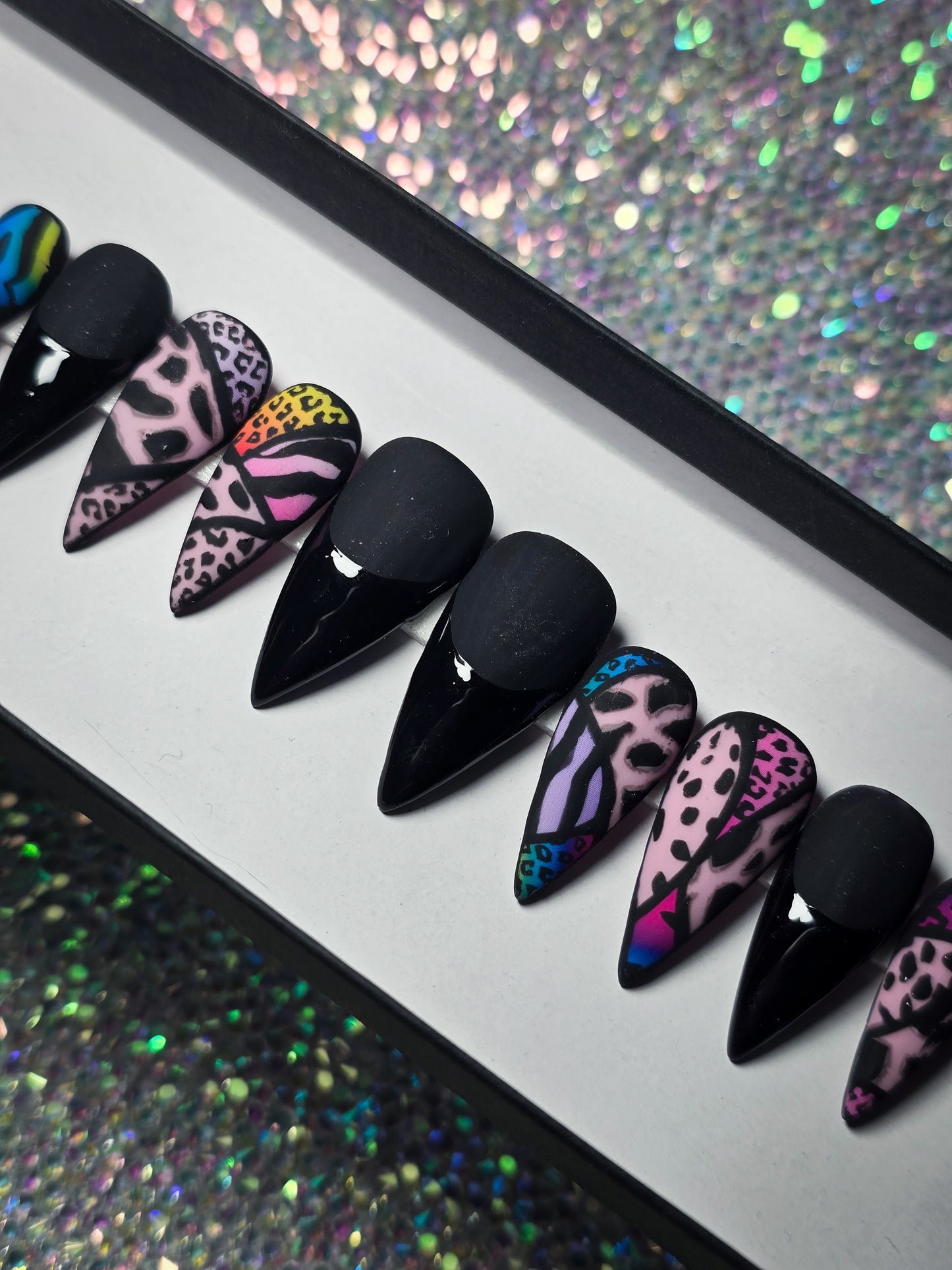 Wildcat Press on Nail Set (Thermal & Glow in the Dark)