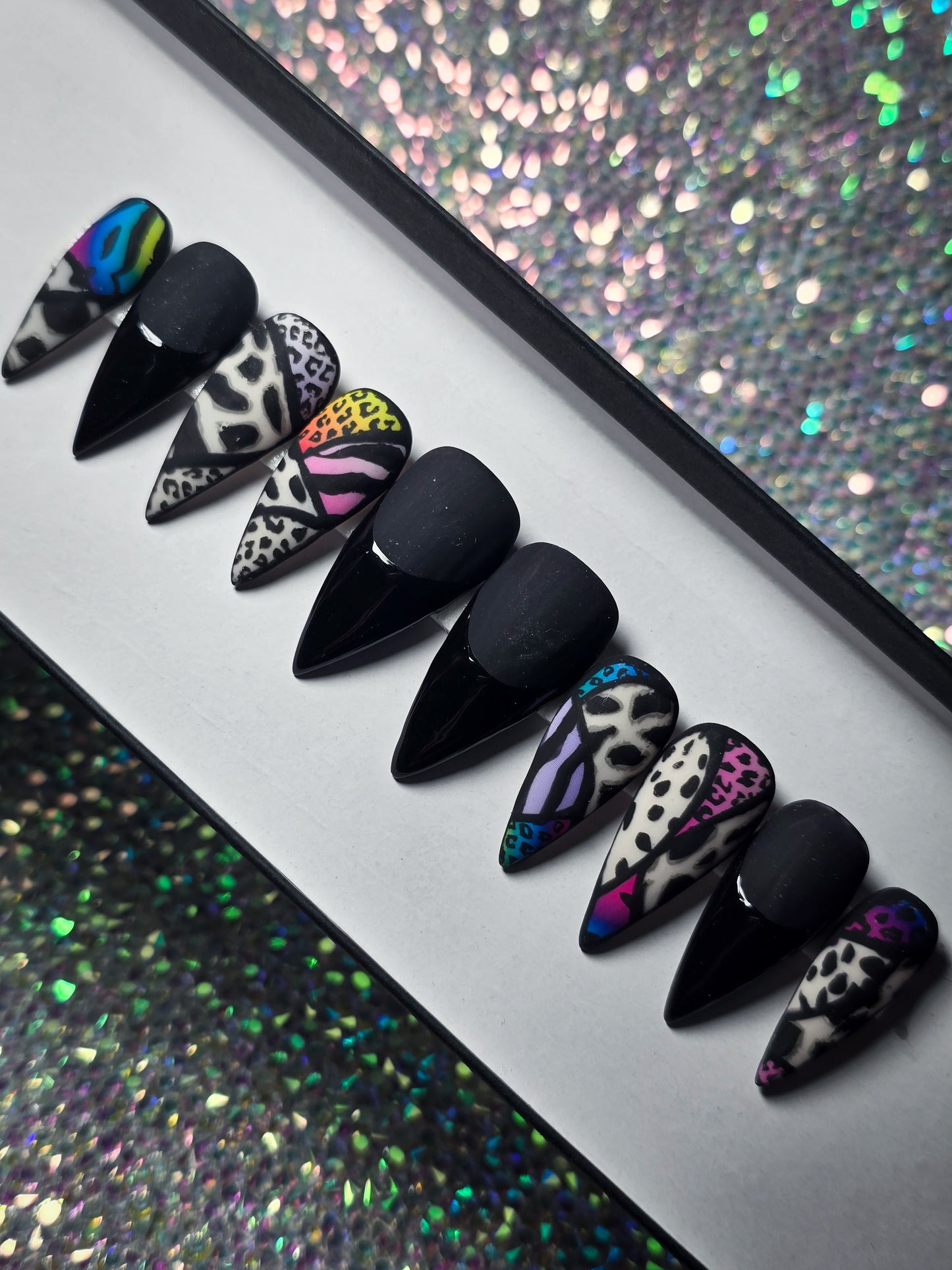 Wildcat Press on Nail Set (Thermal & Glow in the Dark)
