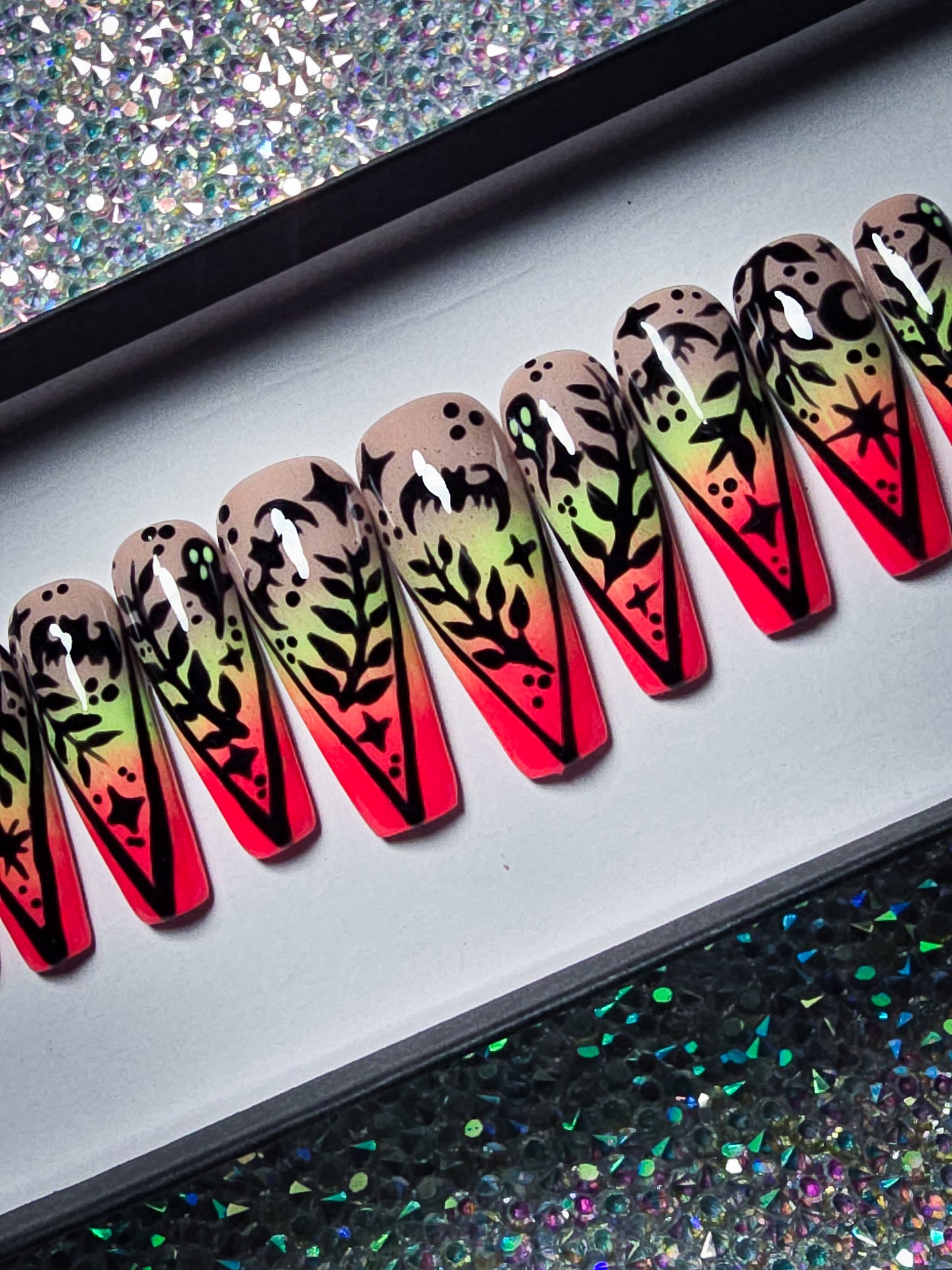 Spooky Summer Press on Nail Set