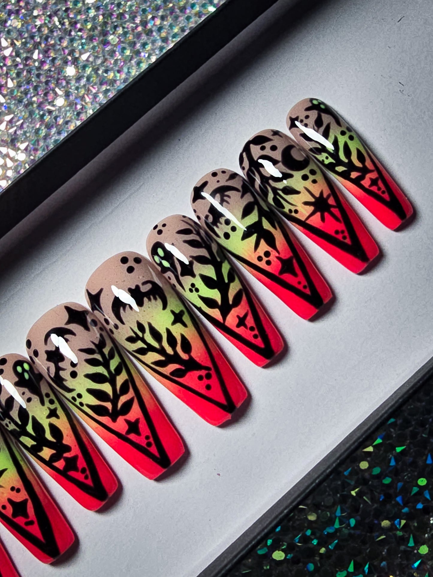 Spooky Summer Press on Nail Set