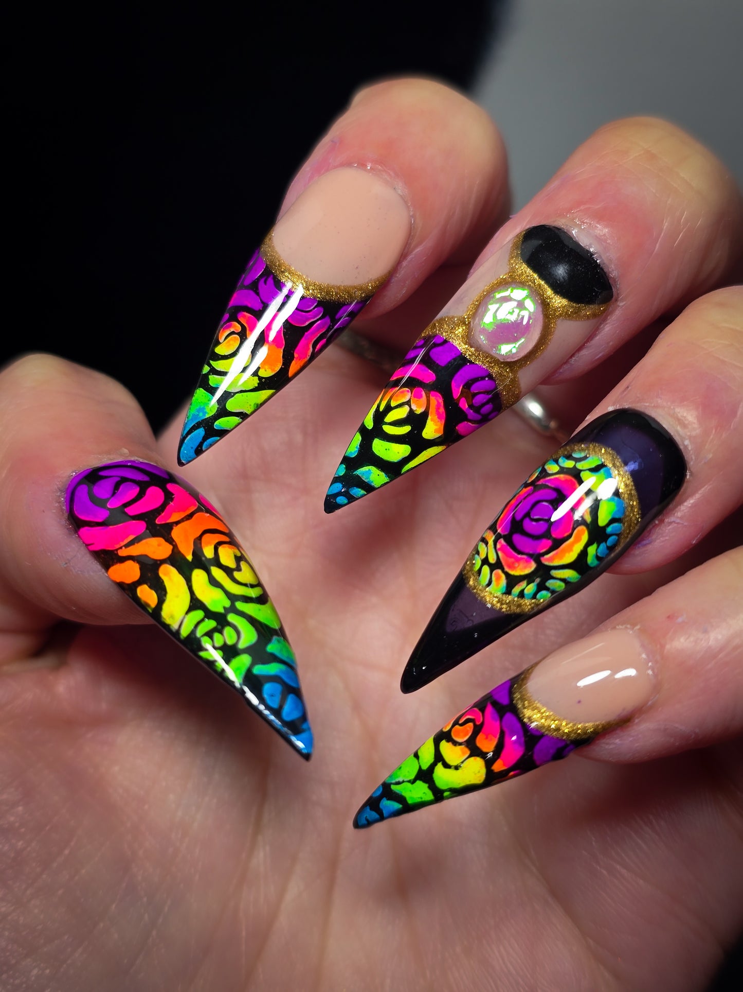 Black and Bloom Press on Nail Set