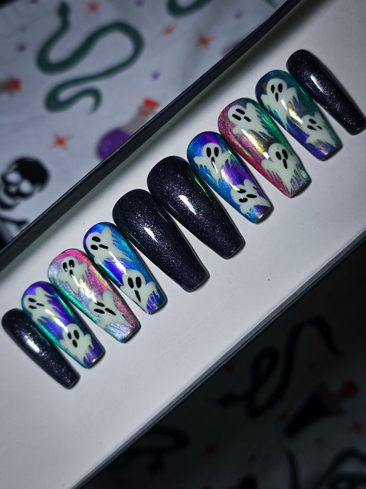 Phantom Shift Press on Nail Set (Glow in the Dark)