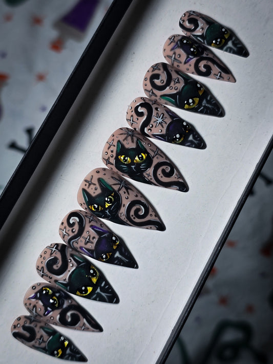 Mystic Kittens Press on Nail Set