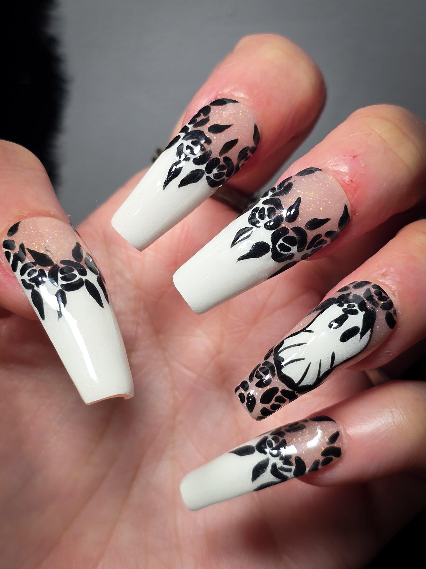 Gothic Glow Press on Nail Set (Glow in the Dark)