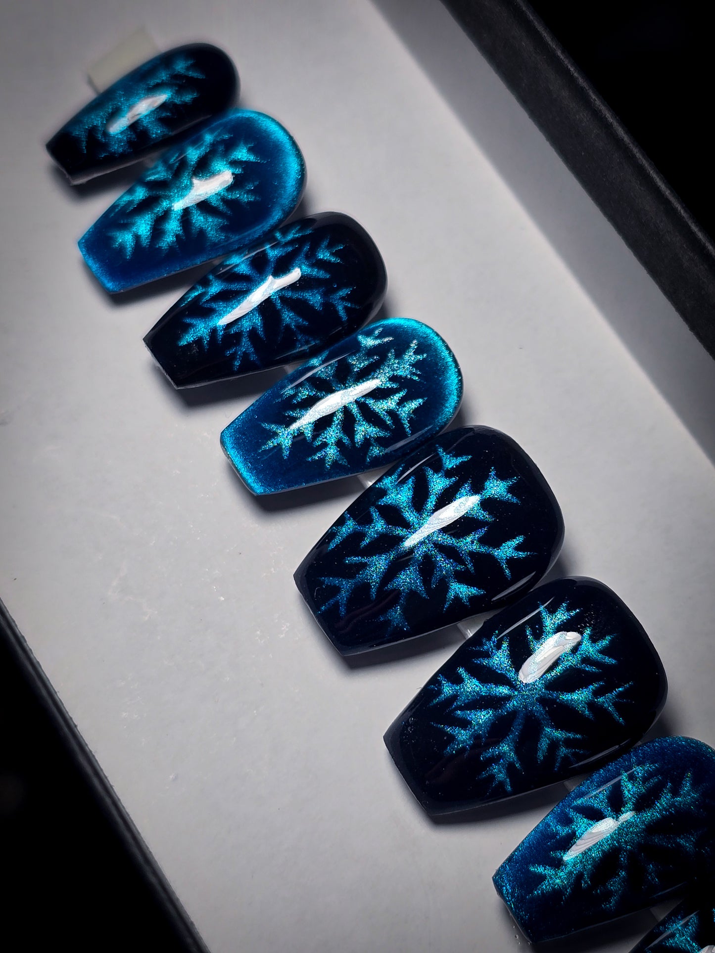 Winter Wonder Press on Nail Set