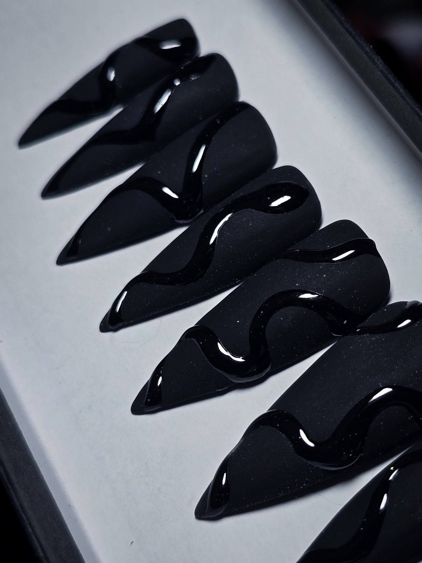 Venom Press on Nail set