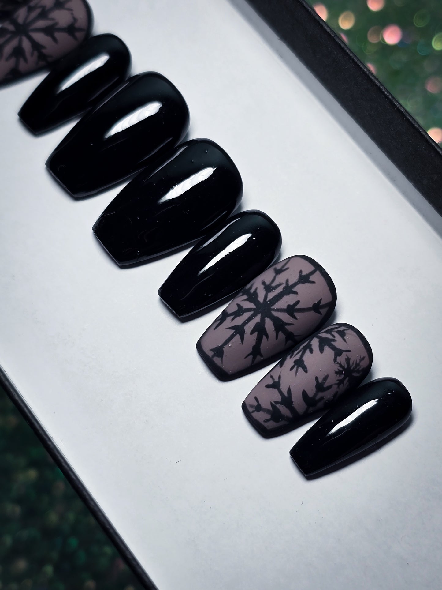 Dark Winter Press on Nail Set