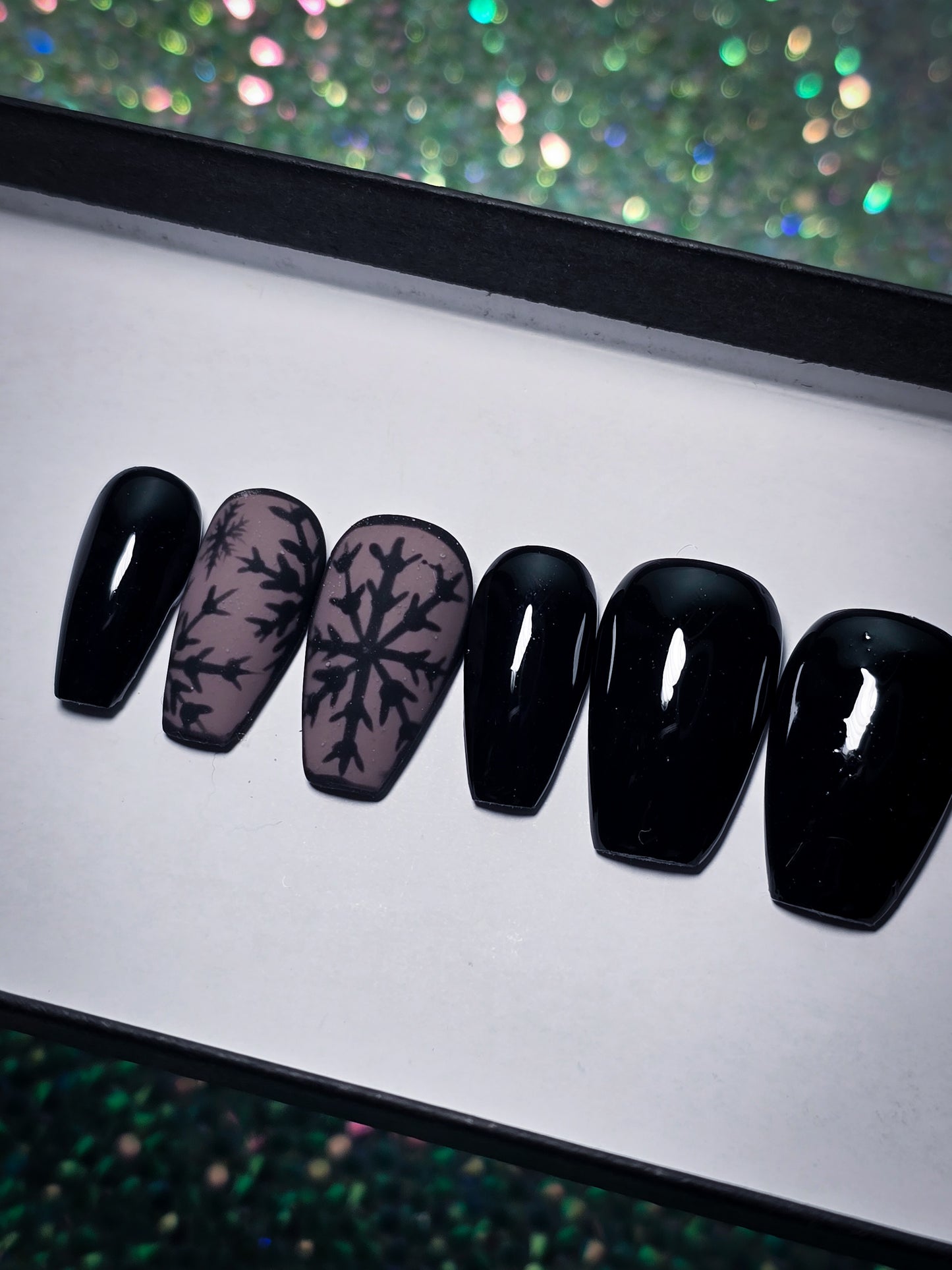 Dark Winter Press on Nail Set