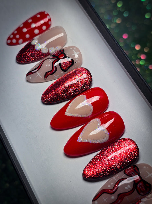 Holiday Heart Press on Nails