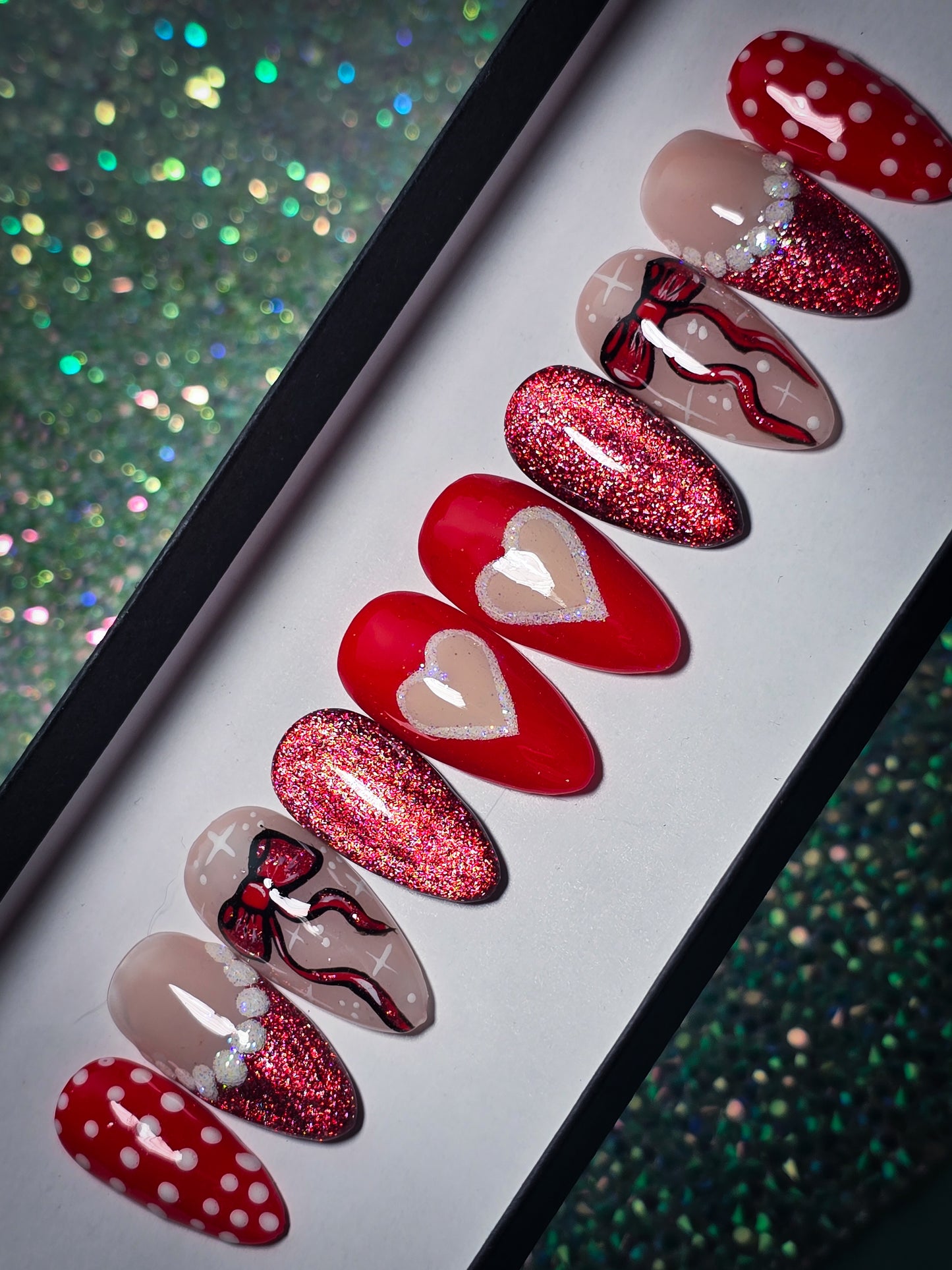 Holiday Heart Press on Nails