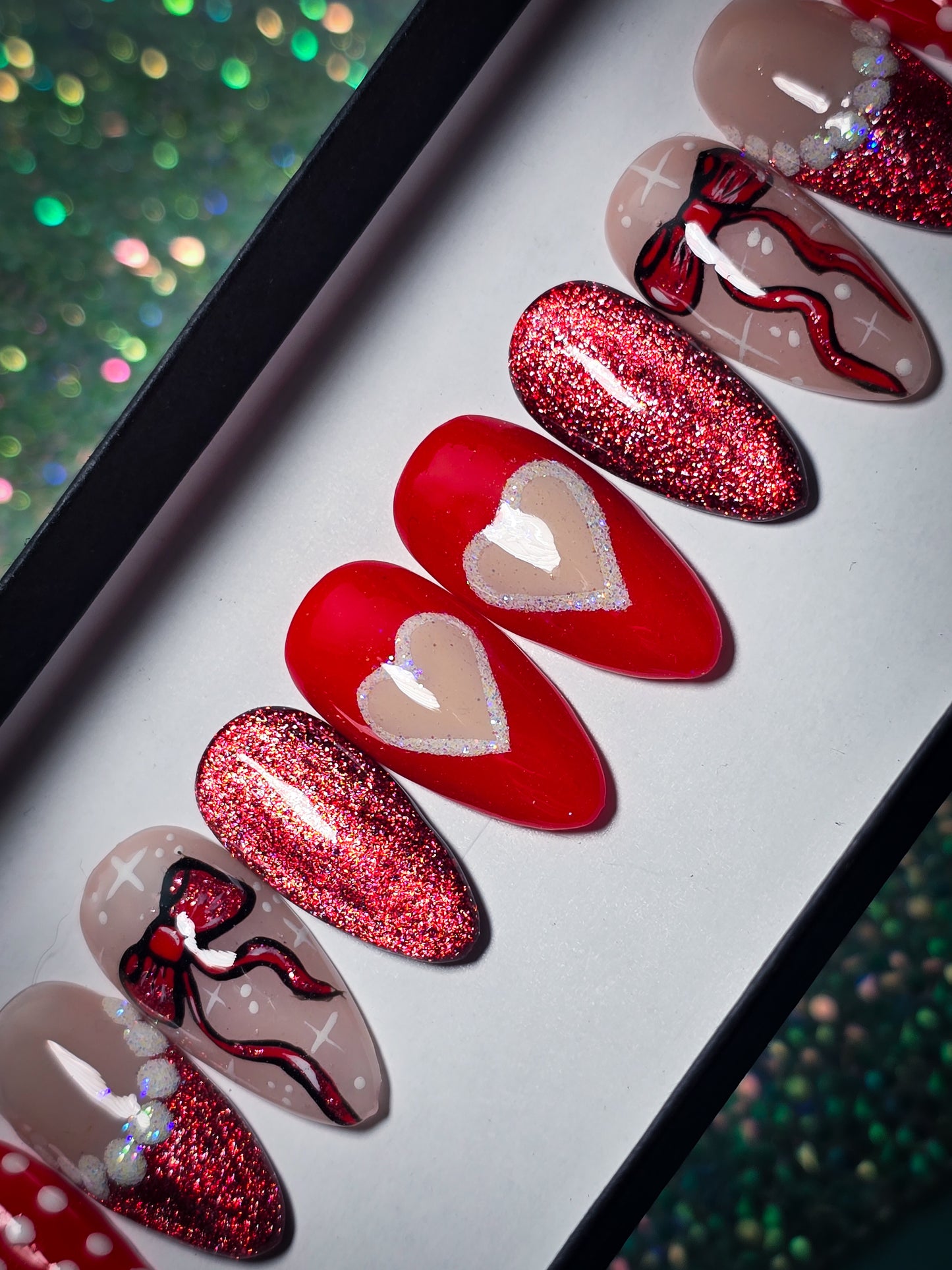 Holiday Heart Press on Nails