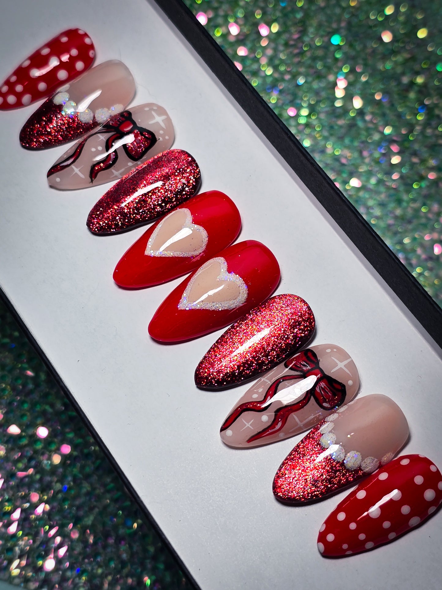 Holiday Heart Press on Nails