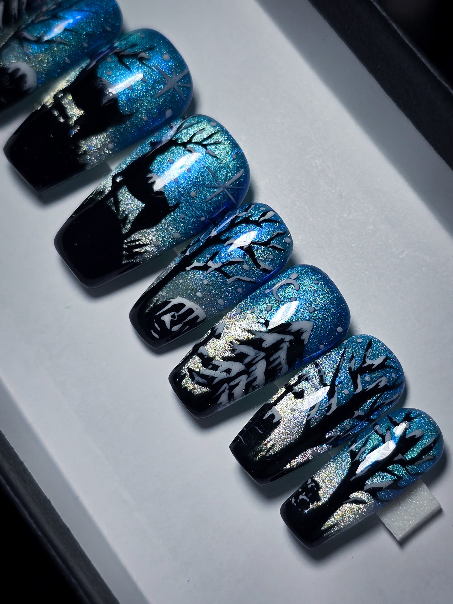 Moonlit Winter Press on Nails