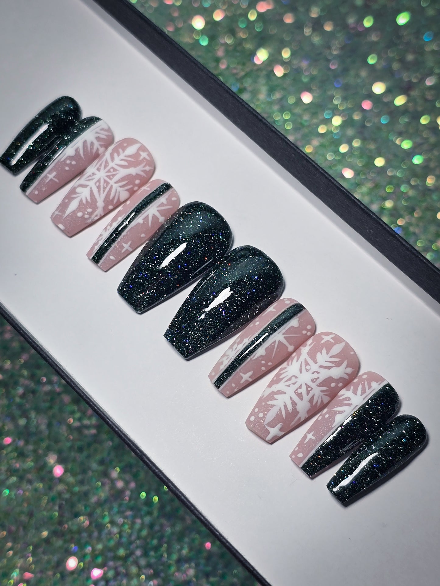 Glittering Frost Press on Nail Set