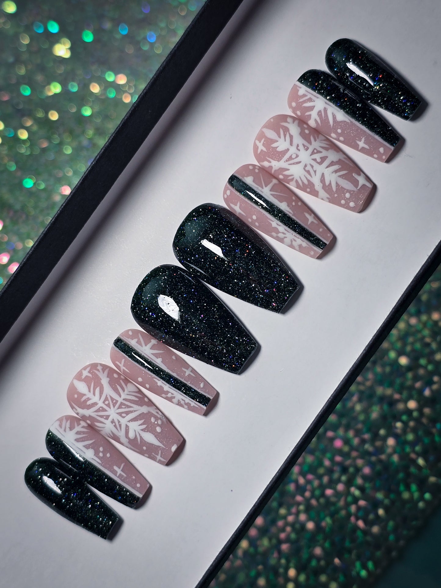 Glittering Frost Press on Nail Set