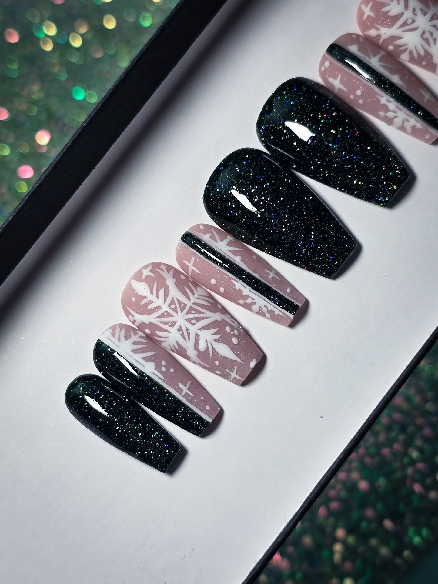 Glittering Frost Press on Nail Set
