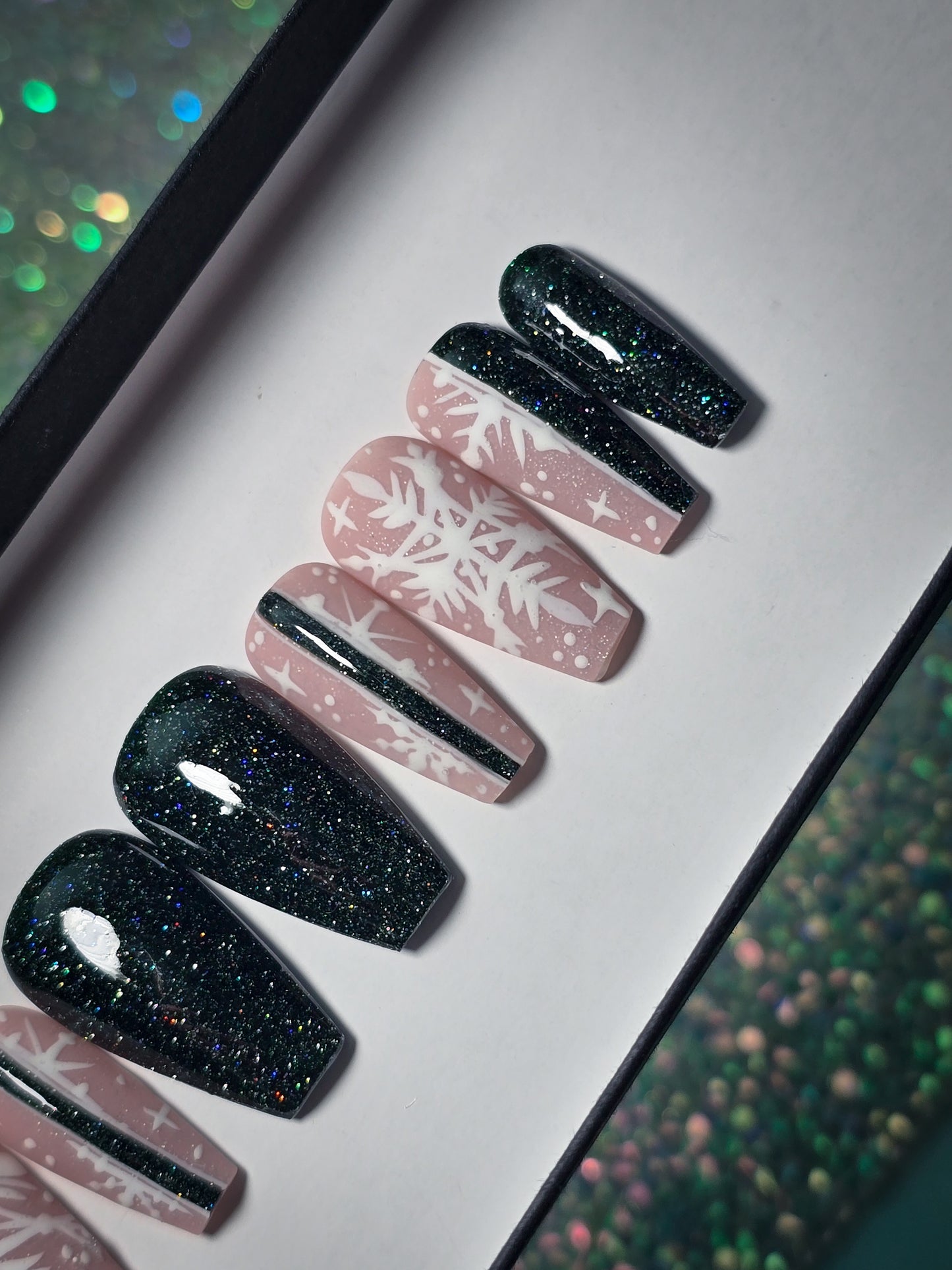 Glittering Frost Press on Nail Set