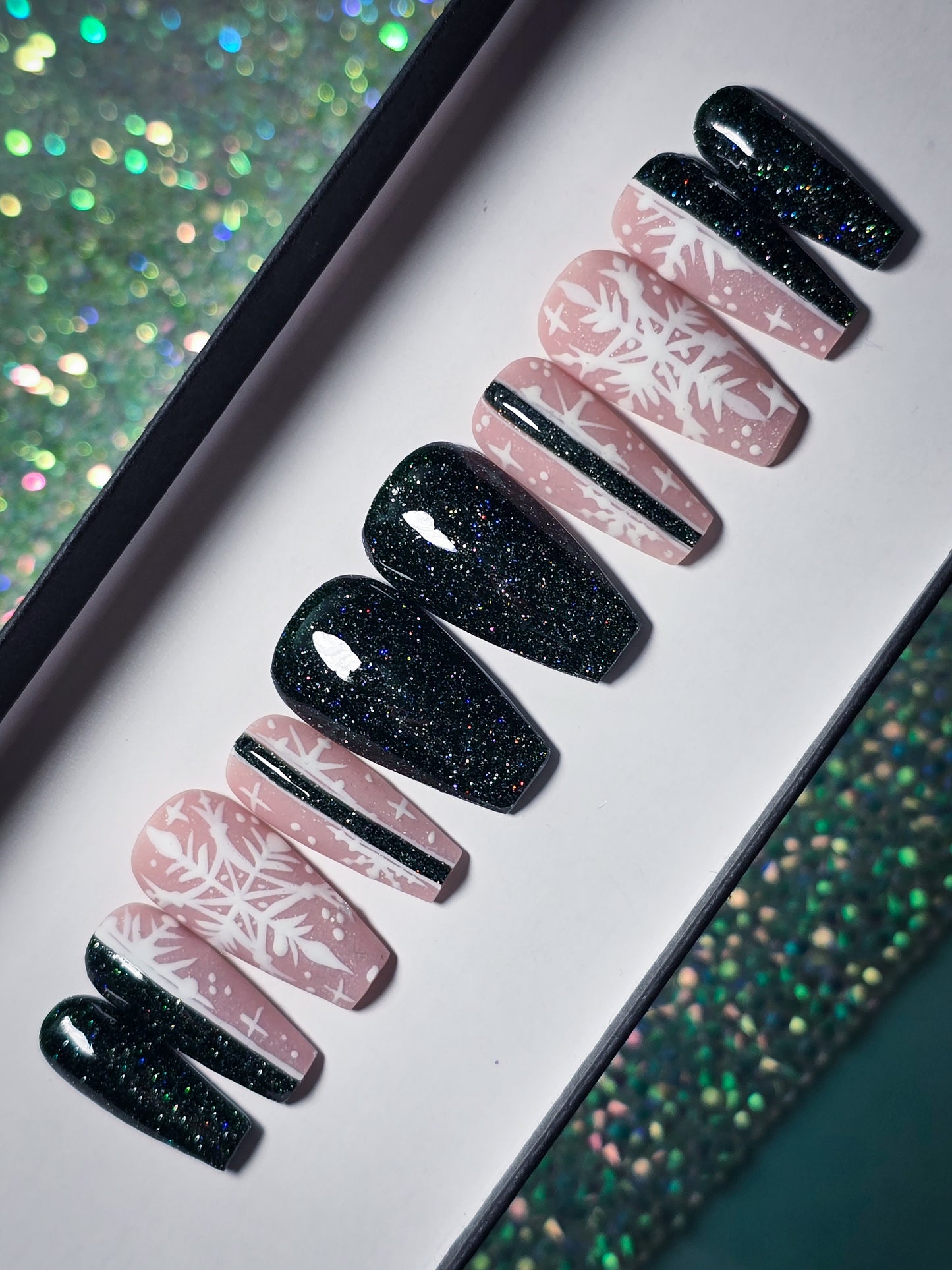 Glittering Frost Press on Nail Set
