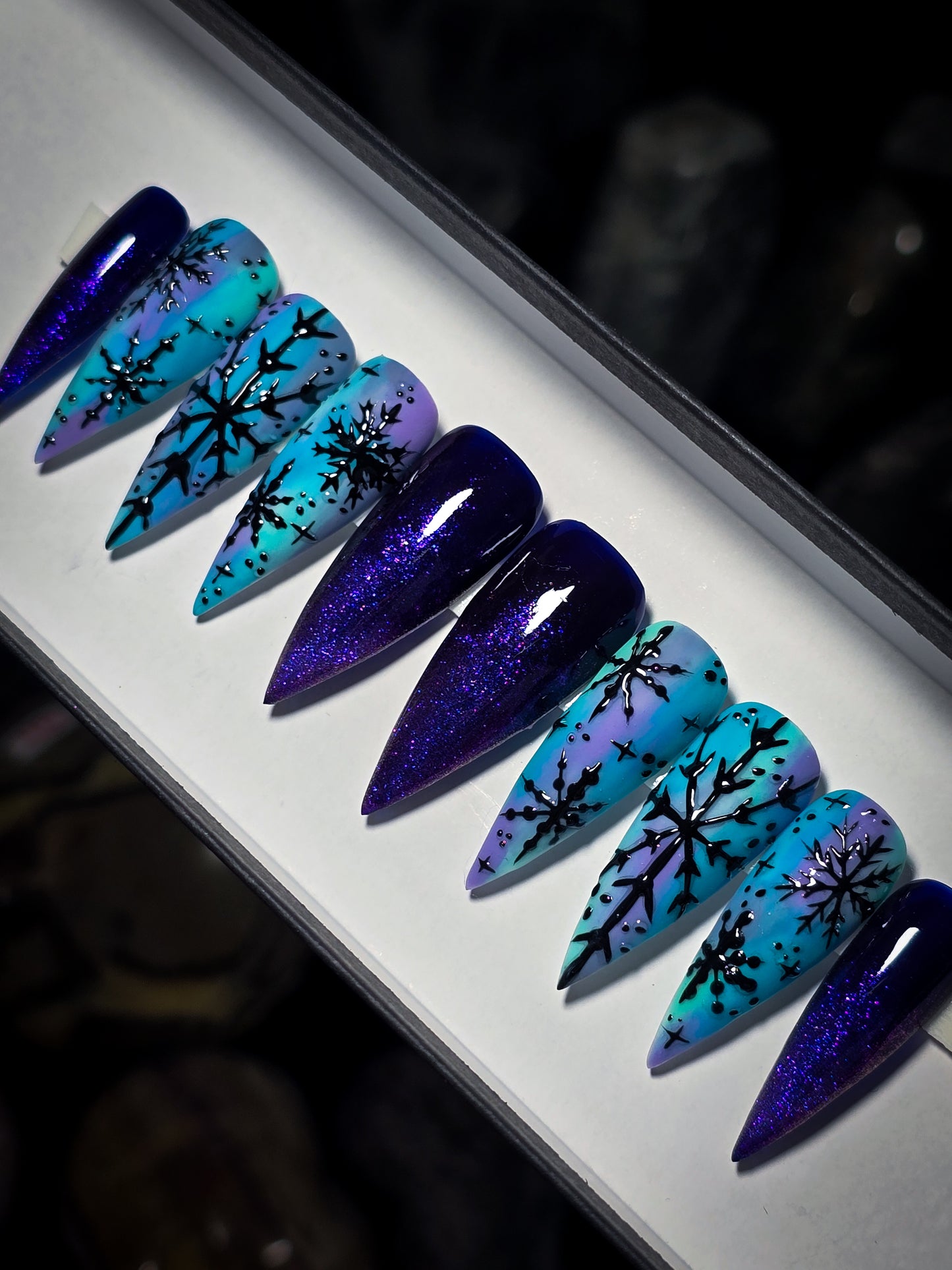 Mystic Winter (Glow in the dark) Press on Nail set