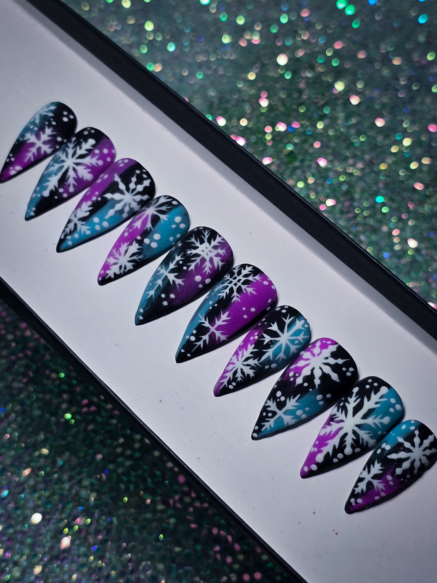 Cosmic Winter (Glow in the Dark) Press on Nail Set