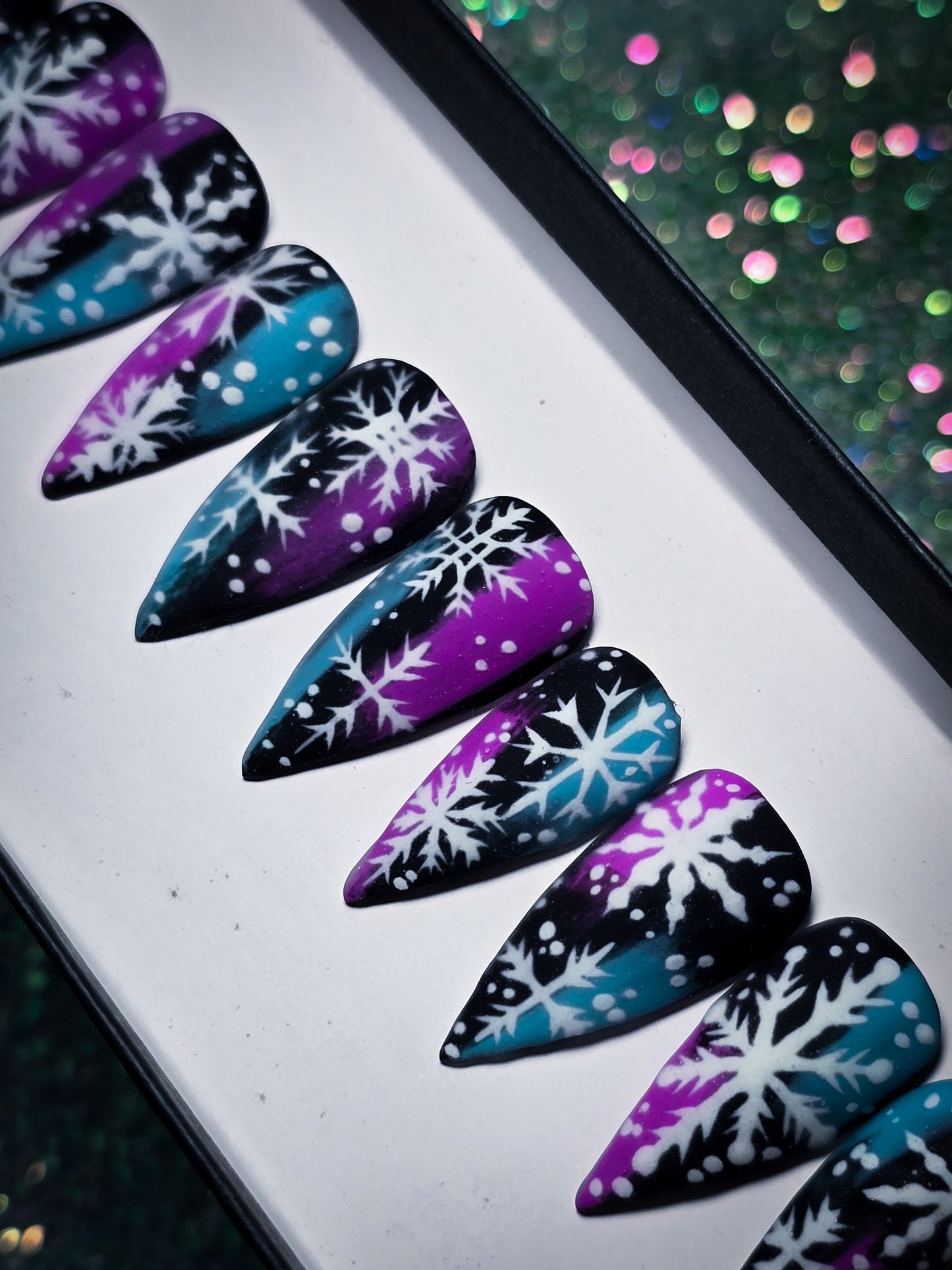 Cosmic Winter (Glow in the Dark) Press on Nail Set