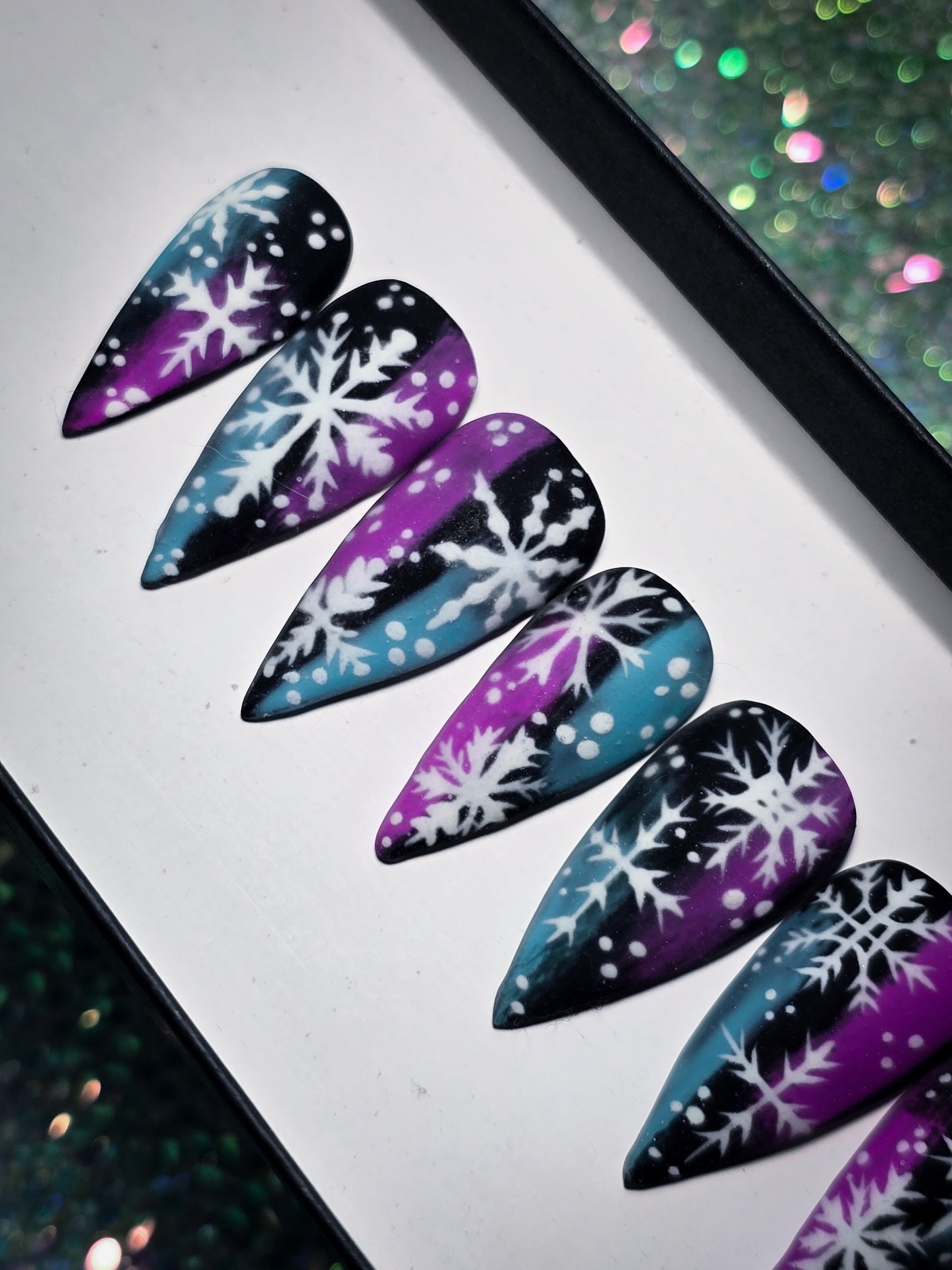 Cosmic Winter (Glow in the Dark) Press on Nail Set