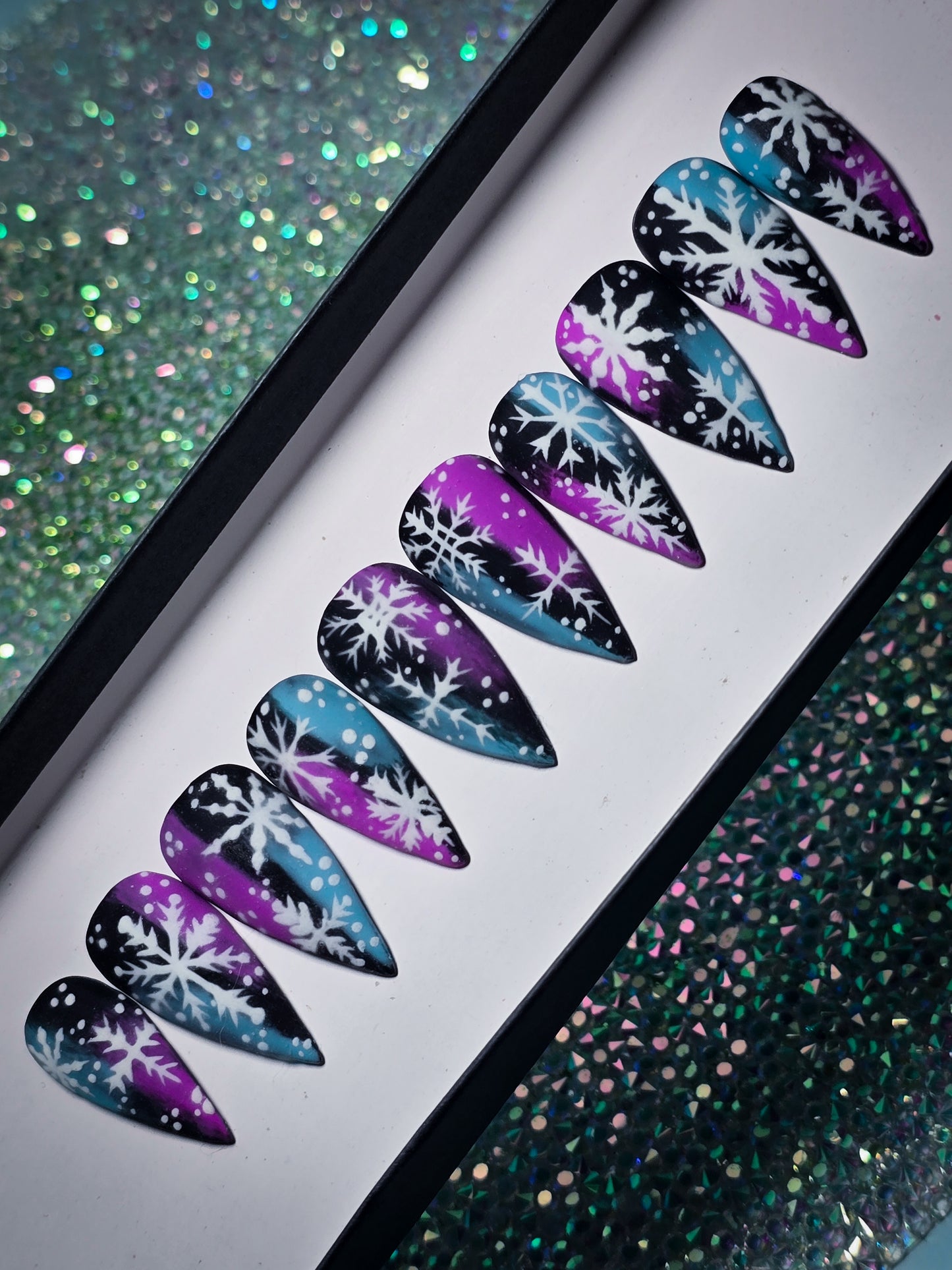 Cosmic Winter (Glow in the Dark) Press on Nail Set