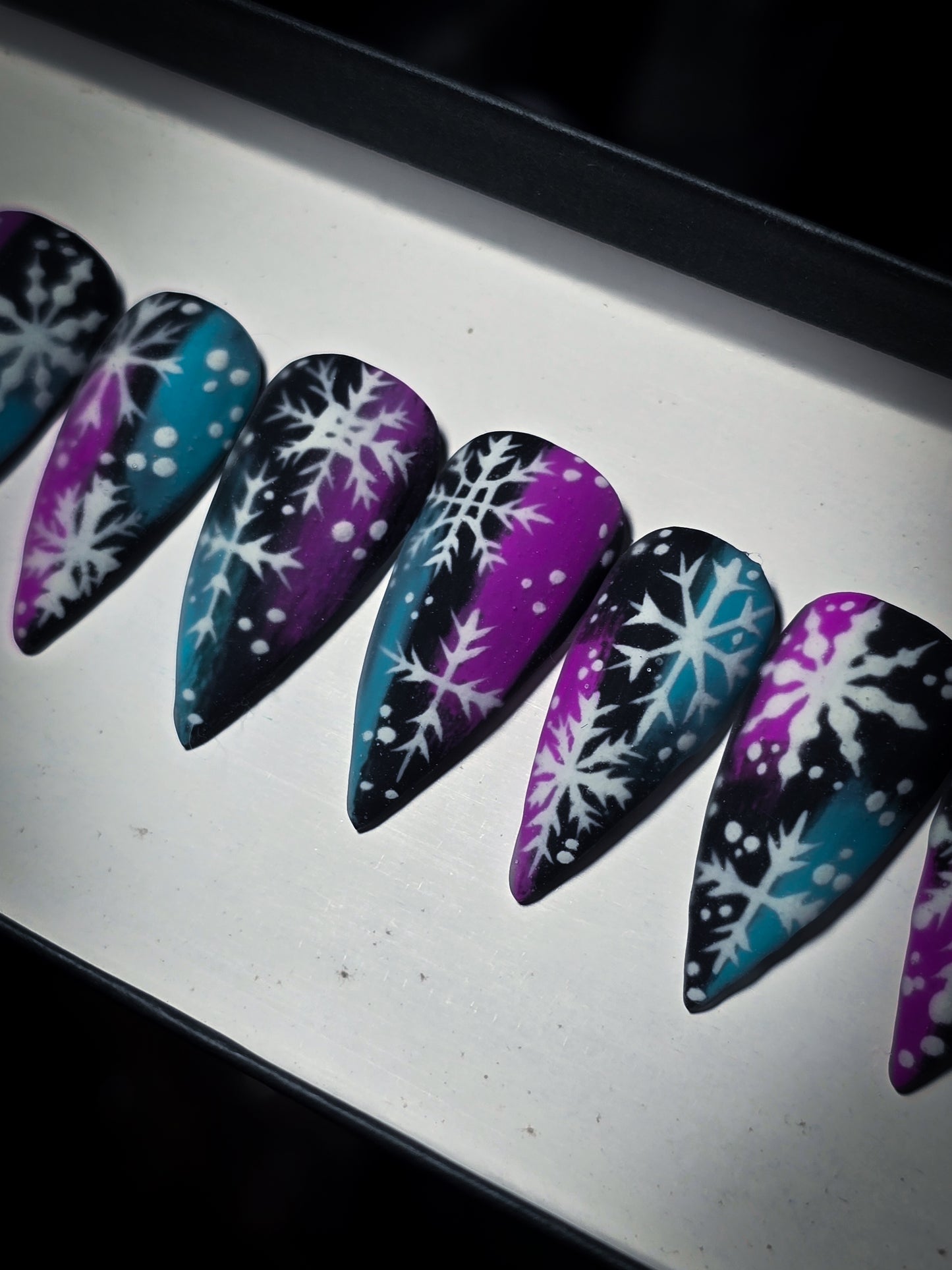 Cosmic Winter (Glow in the Dark) Press on Nail Set