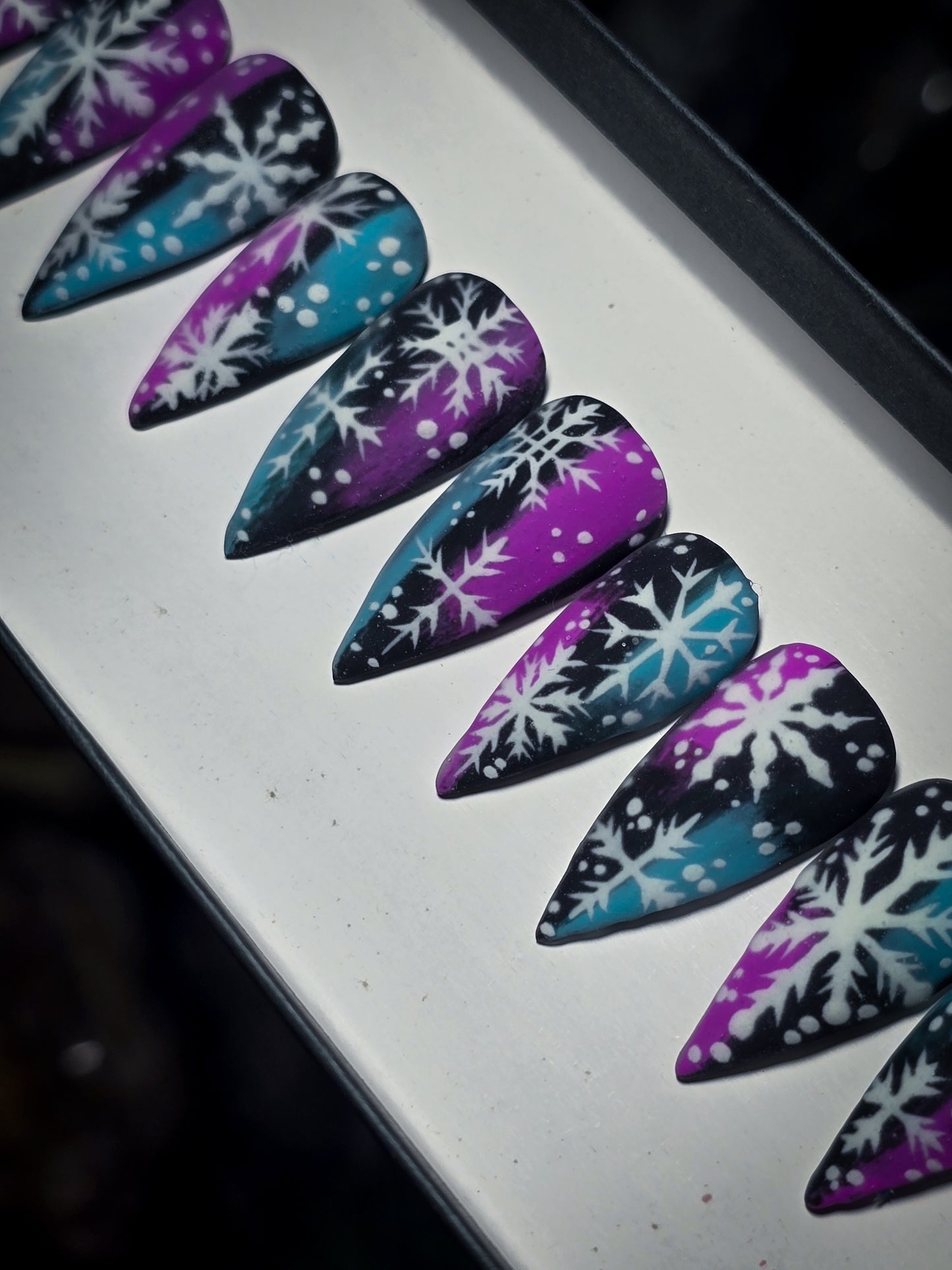 Cosmic Winter (Glow in the Dark) Press on Nail Set