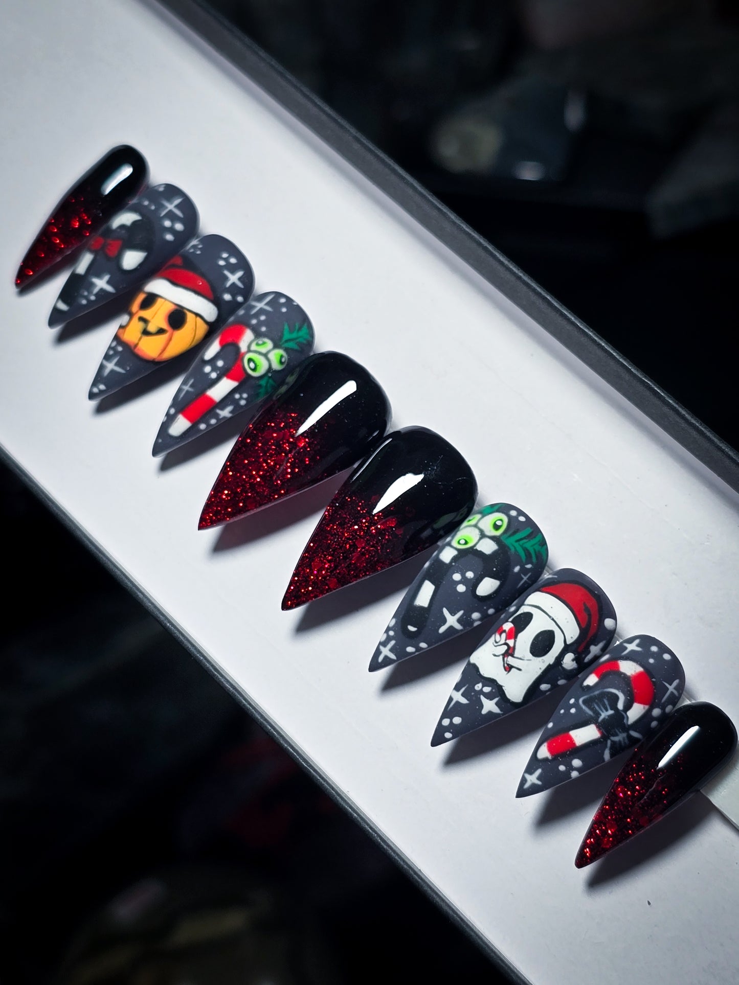 Creepy Christmas (thermal Reactive) Press on Nail Set