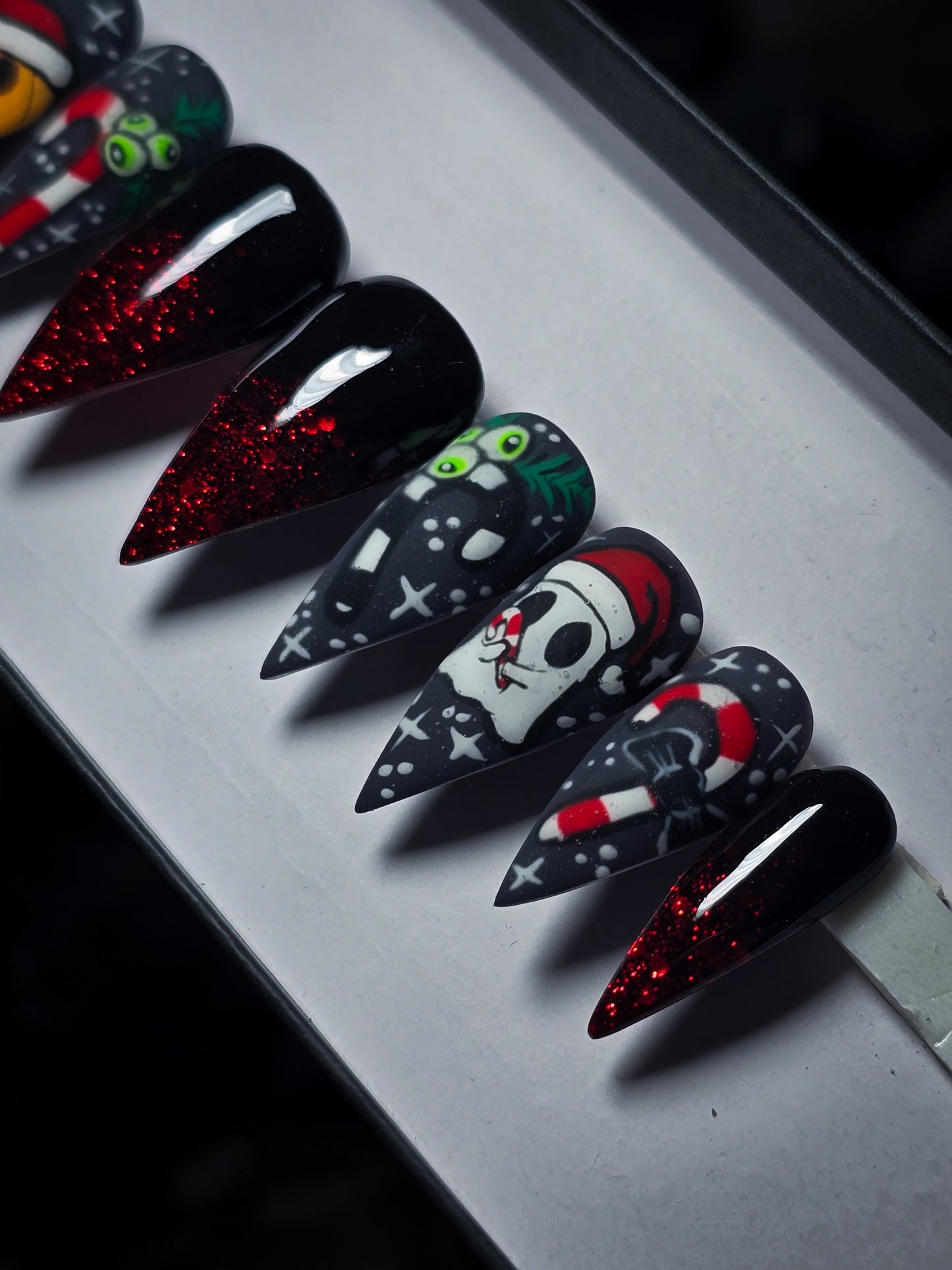 Creepy Christmas (thermal Reactive) Press on Nail Set