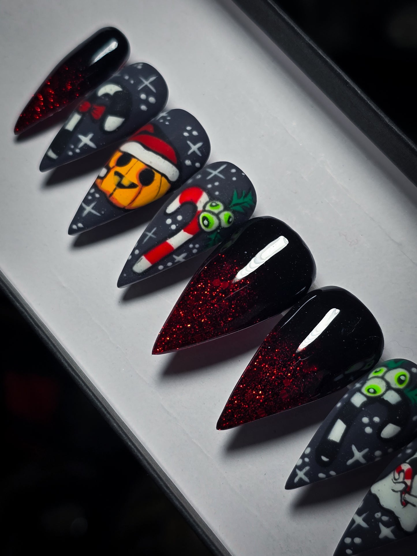 Creepy Christmas (thermal Reactive) Press on Nail Set