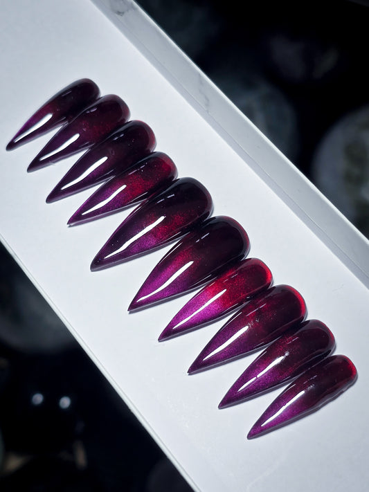 Crimson Eclipse Press on Nail Set