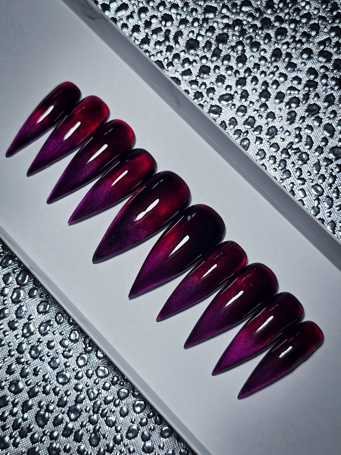 Crimson Eclipse Press on Nail Set