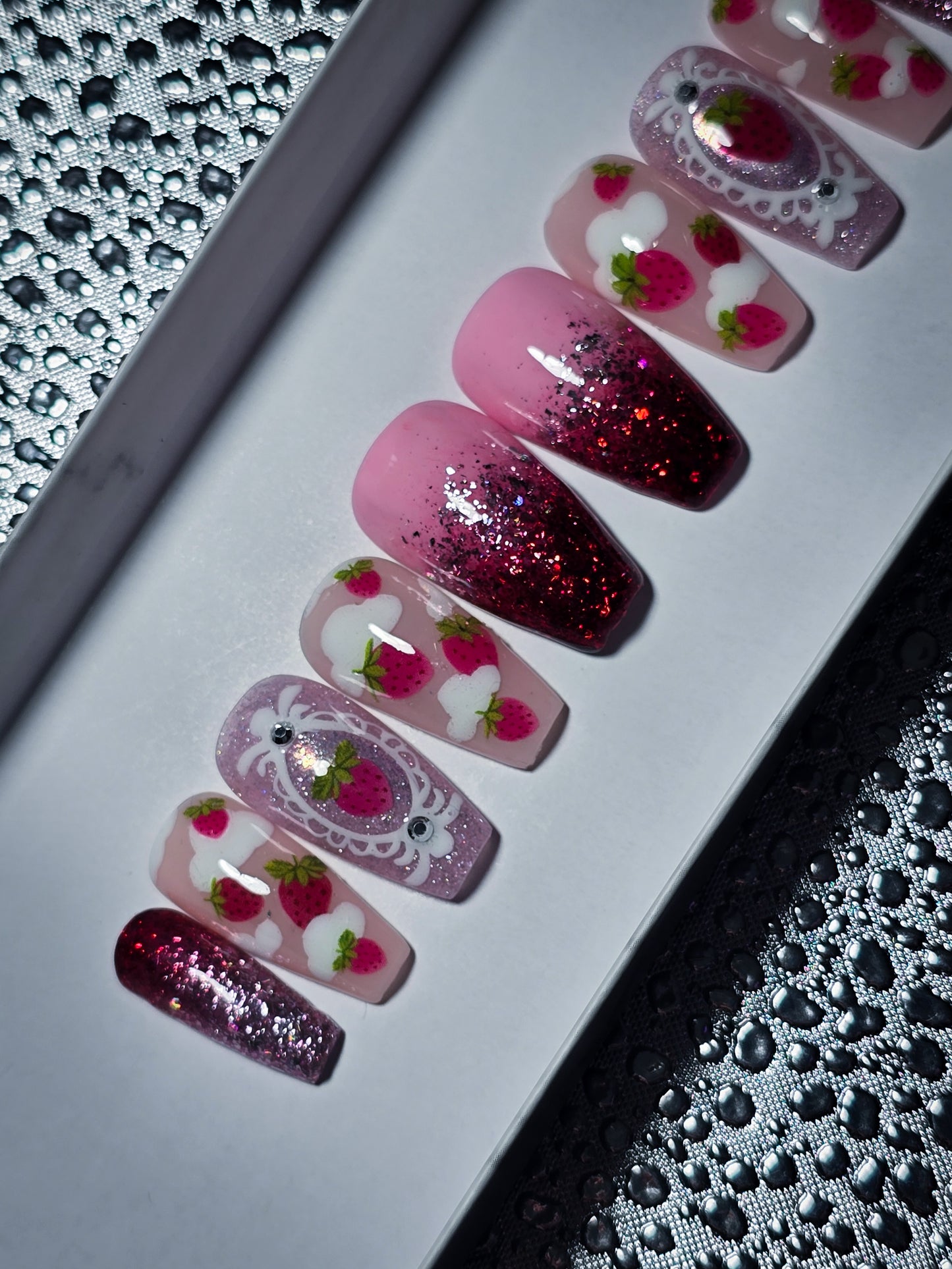 Berry Sweet Press on Nail Set