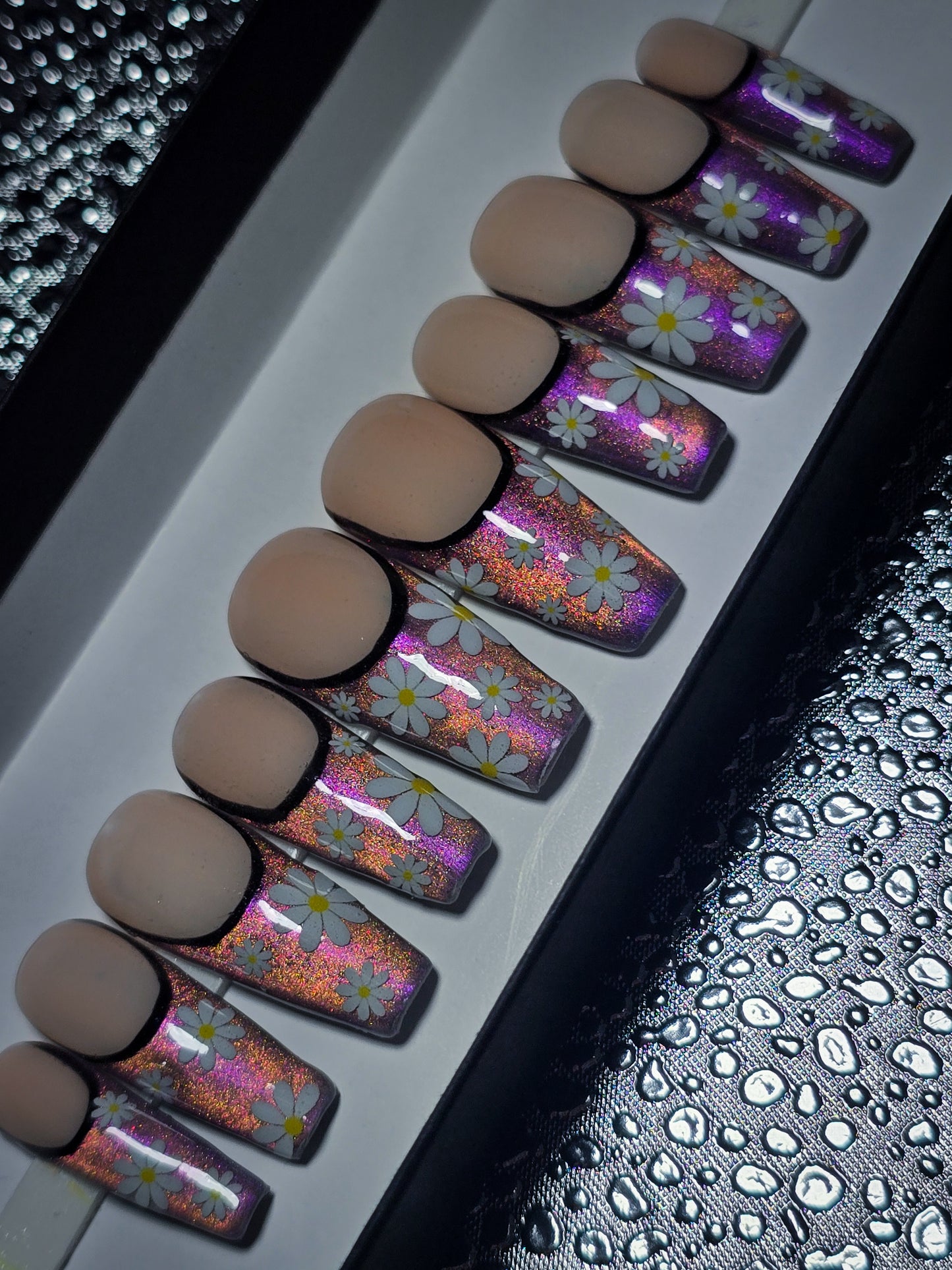 Flower Power Press on Nail set
