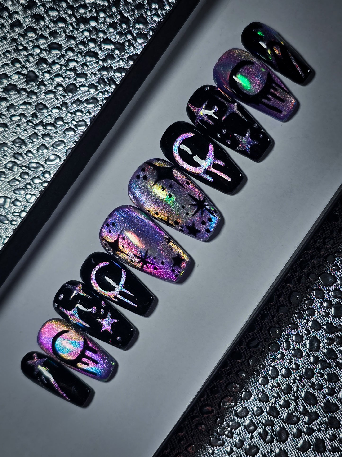 Astral Glow Press on Nail Set