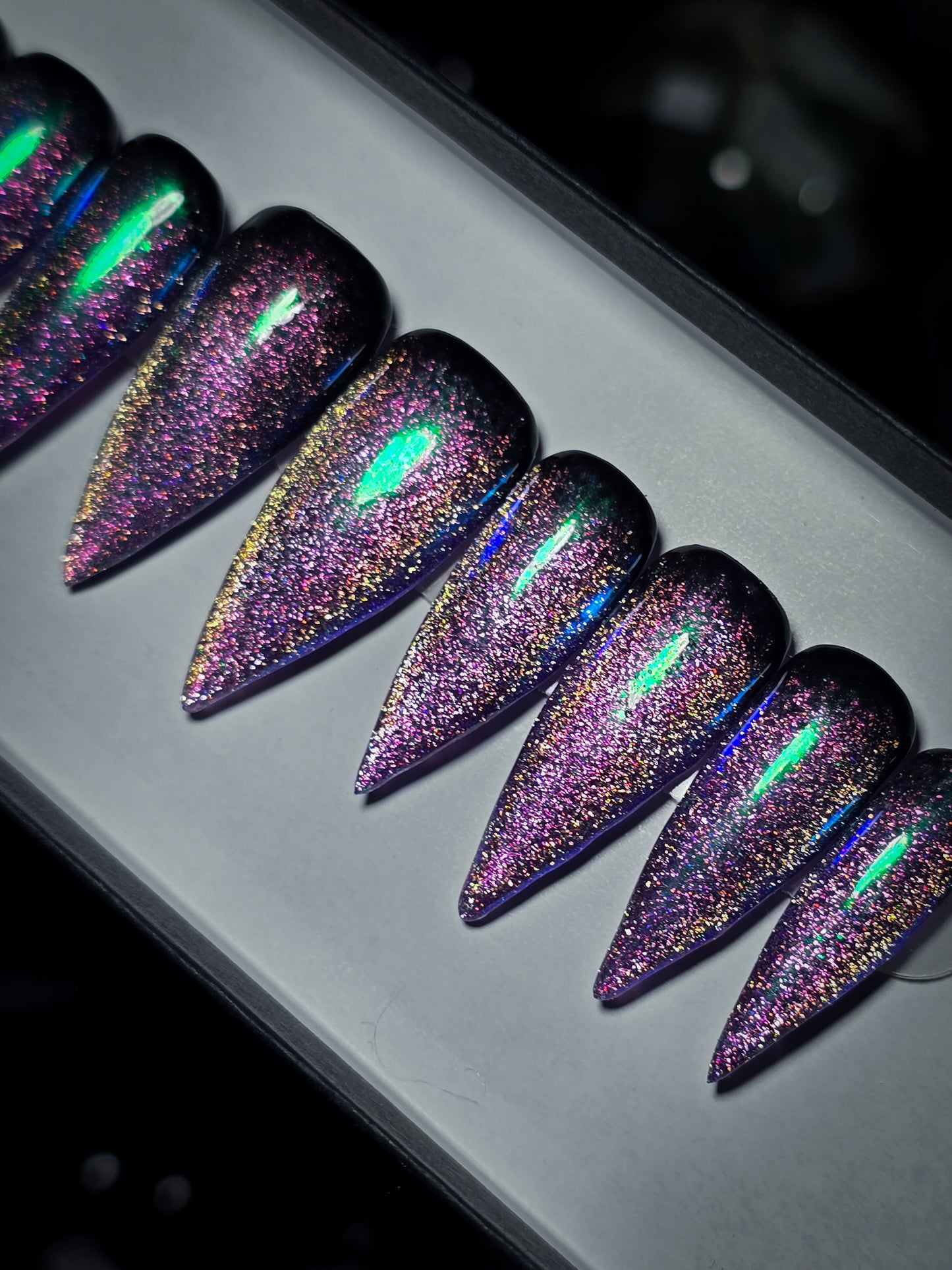 Mystic Veil Press on Nail Set