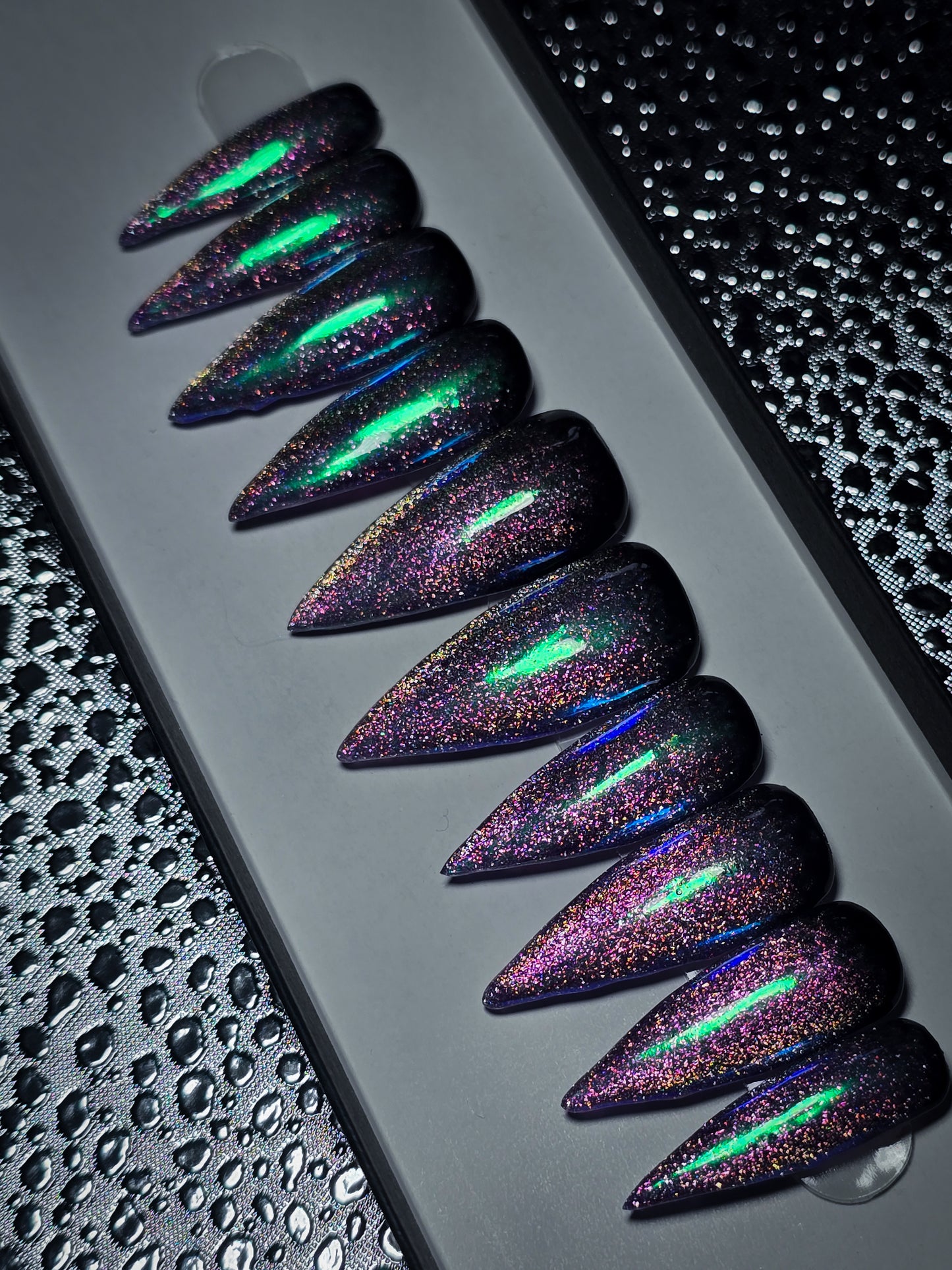 Mystic Veil Press on Nail Set