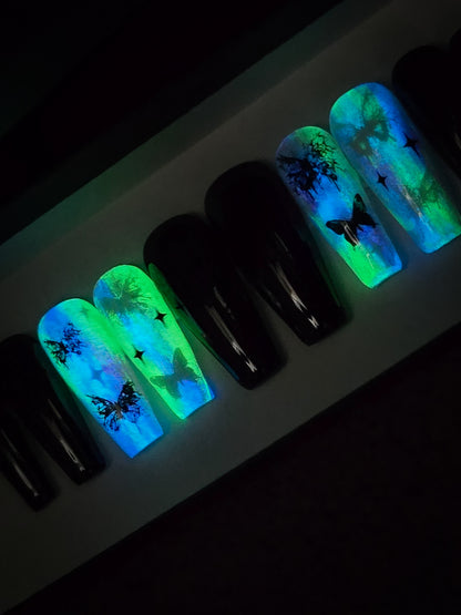 Fluttering Magic Press on Nail Set (Glow in the dark and thermal reactive)